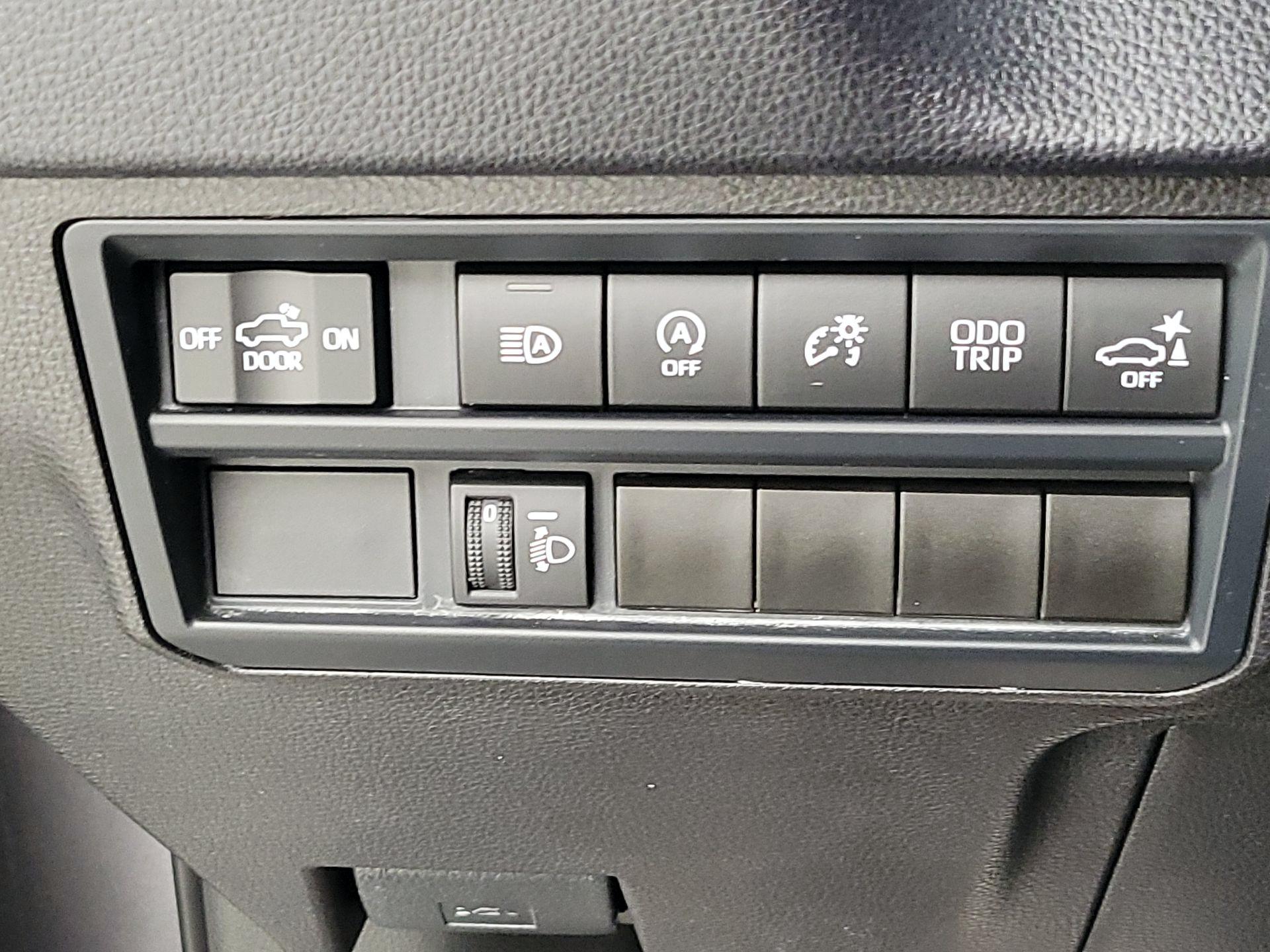 Thumbnail: 2025 Toyota Tundra - 13