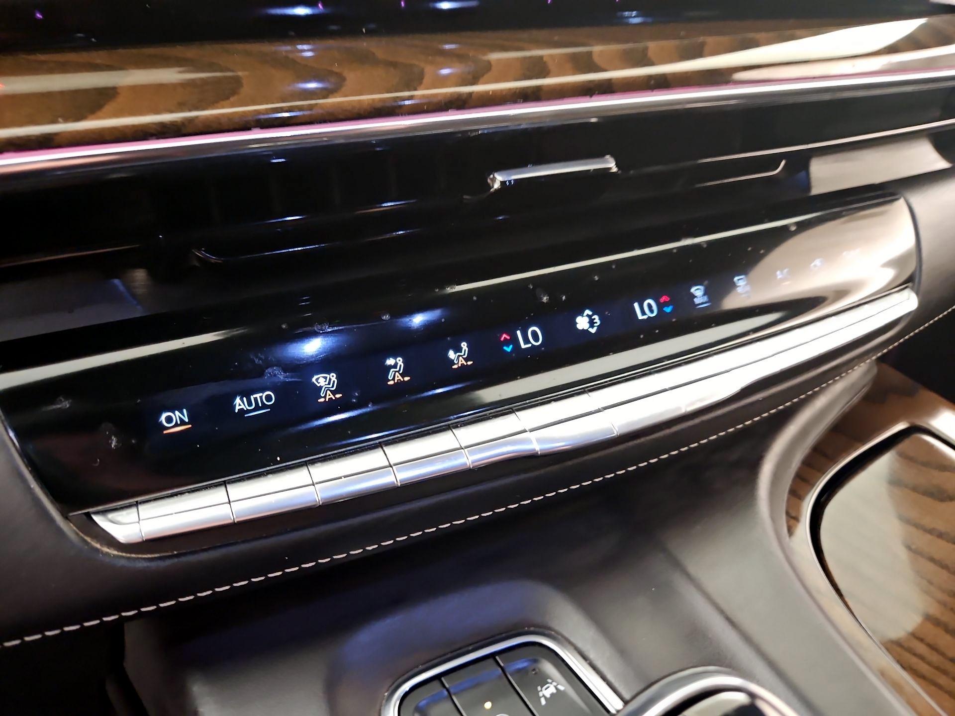 Thumbnail: 2023 Cadillac Escalade - 17