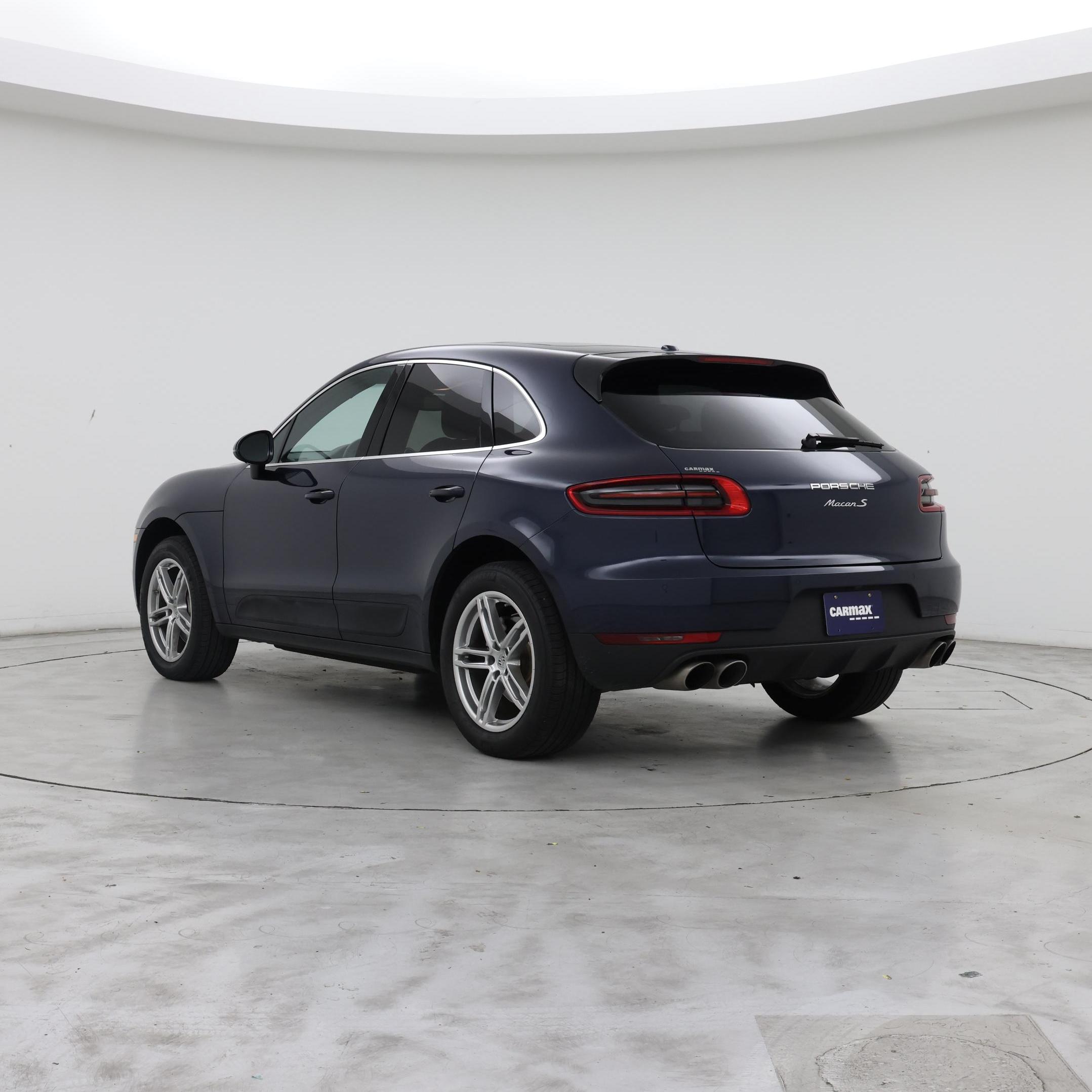 Thumbnail: 2015 Porsche Macan - 2