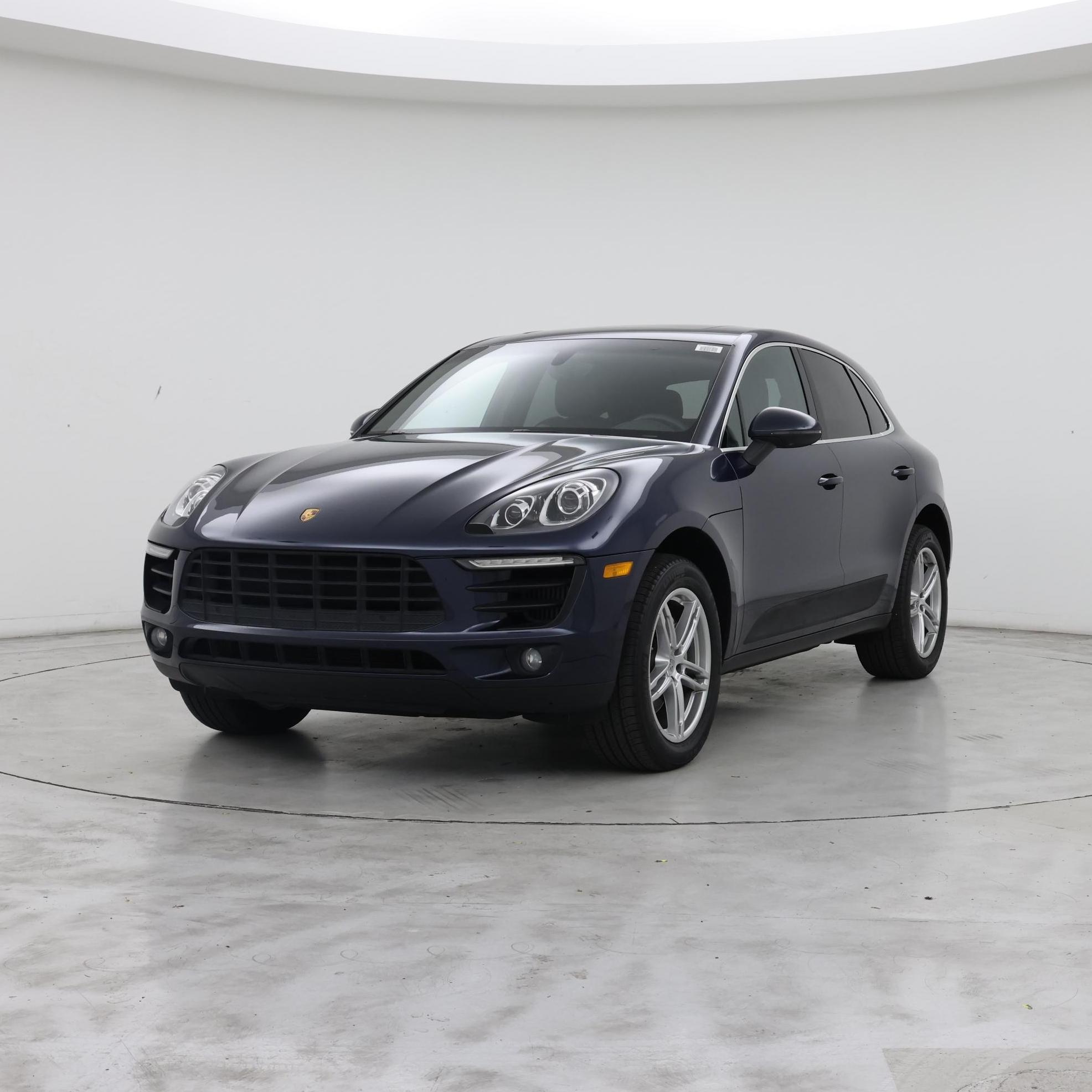 Thumbnail: 2015 Porsche Macan - 4
