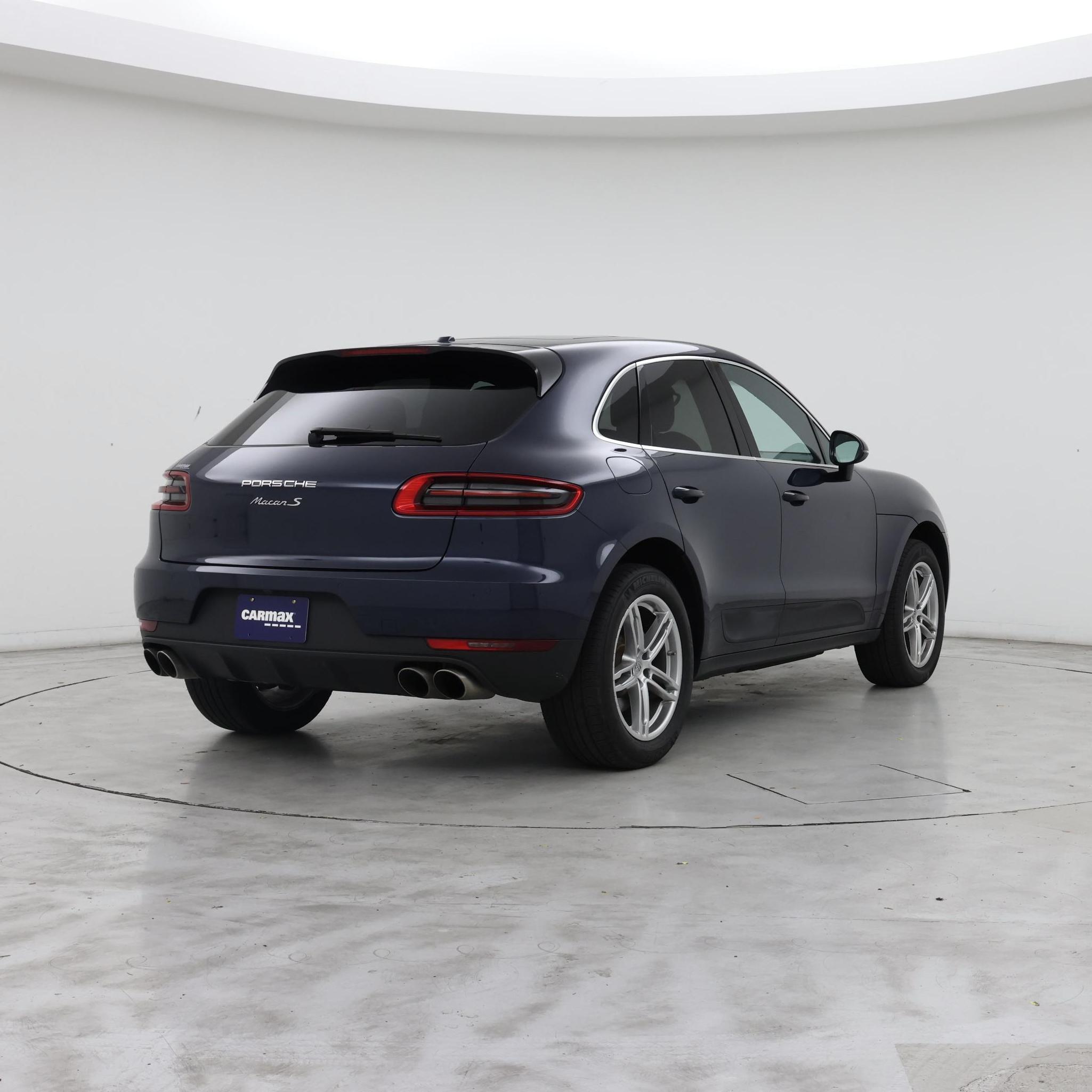 Thumbnail: 2015 Porsche Macan - 8