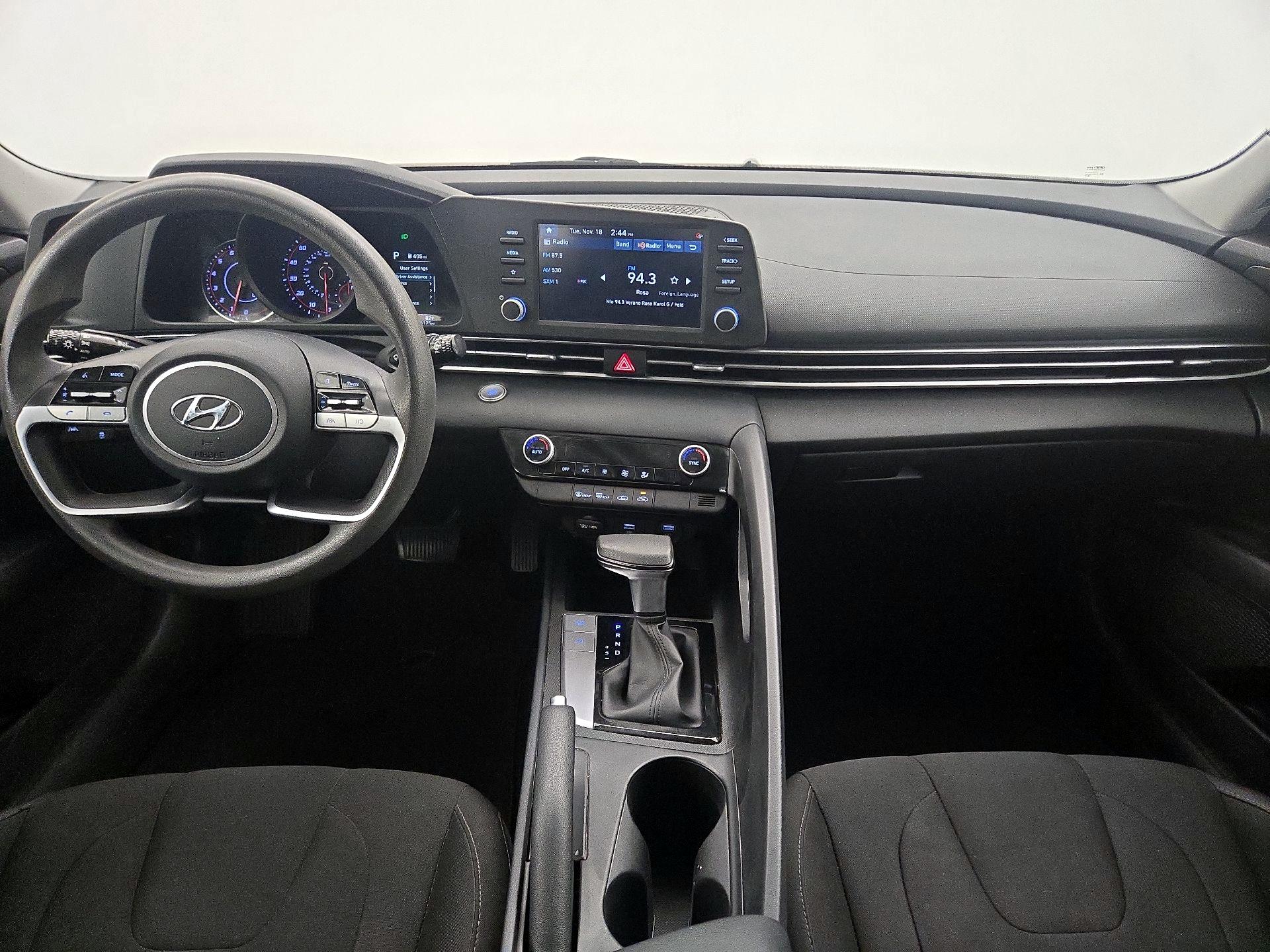 Thumbnail: 2022 Hyundai Elantra - 9