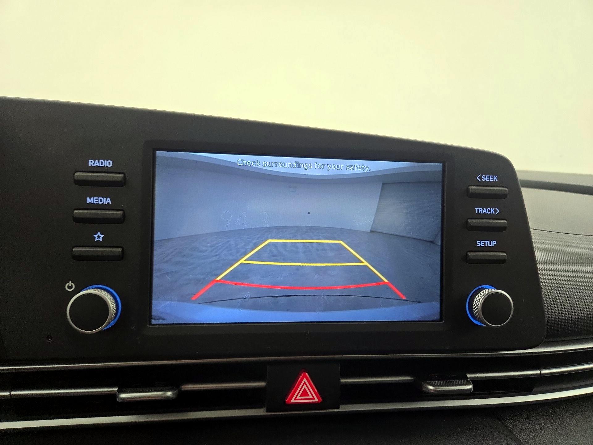 Thumbnail: 2022 Hyundai Elantra - 14