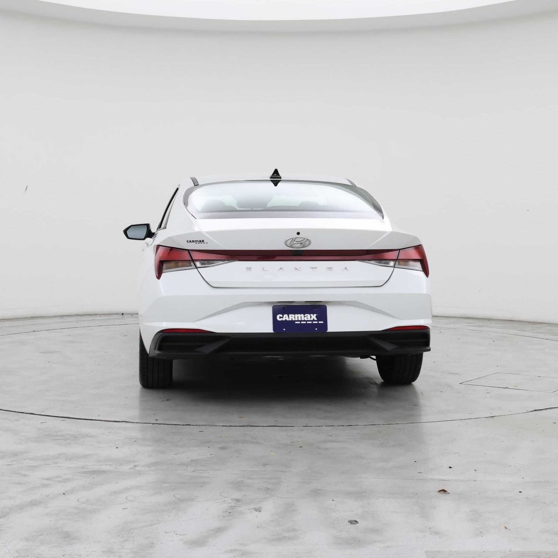 Thumbnail: 2022 Hyundai Elantra - 6