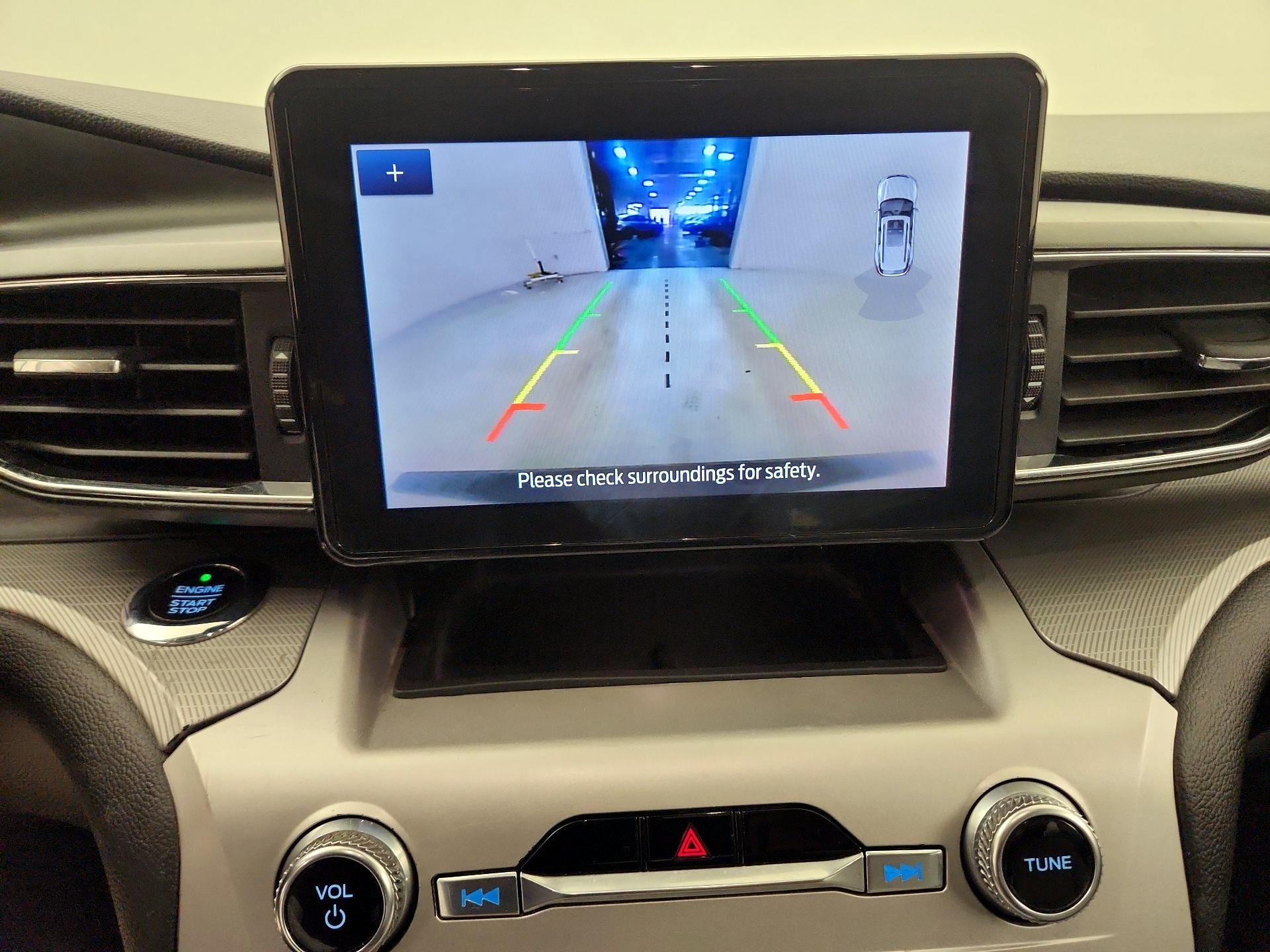 Thumbnail: 2021 Ford Explorer - 15