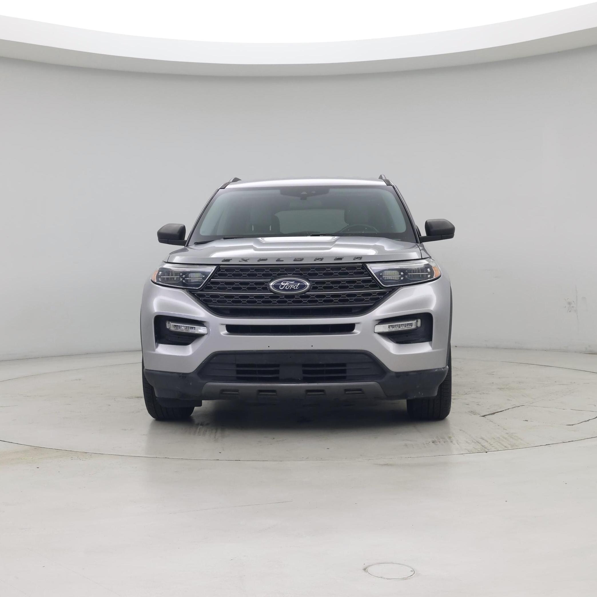 Thumbnail: 2021 Ford Explorer - 5