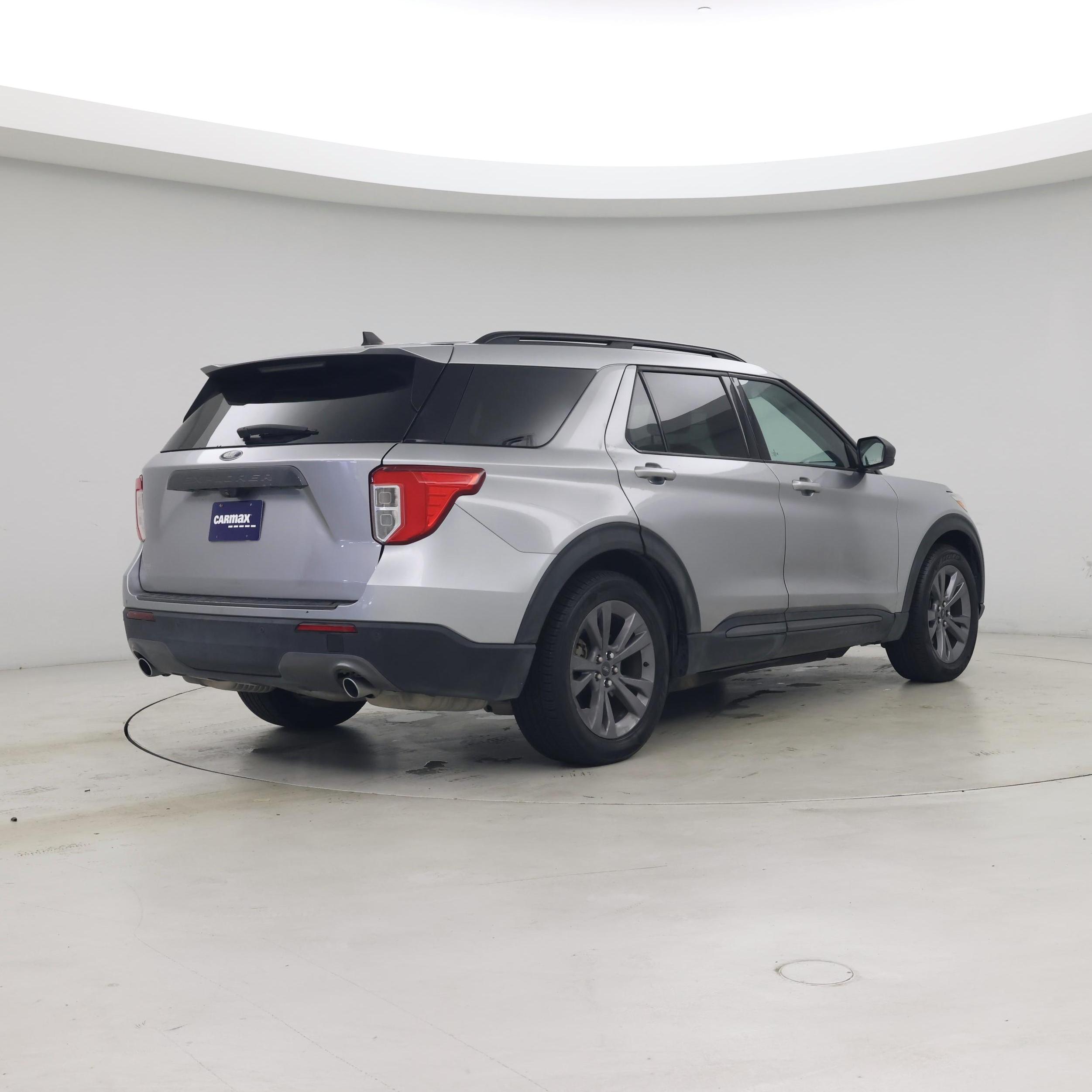 Thumbnail: 2021 Ford Explorer - 8