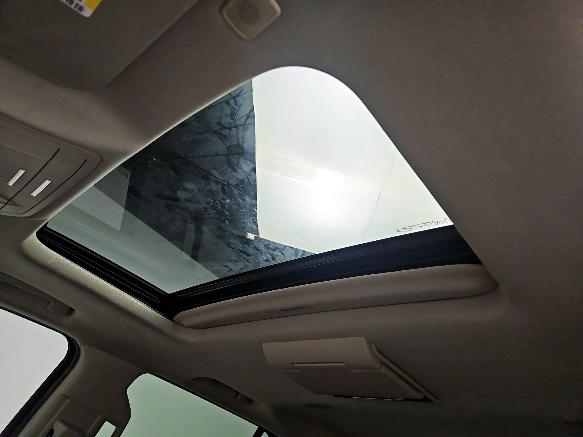 Thumbnail: 2019 GMC Yukon - 20