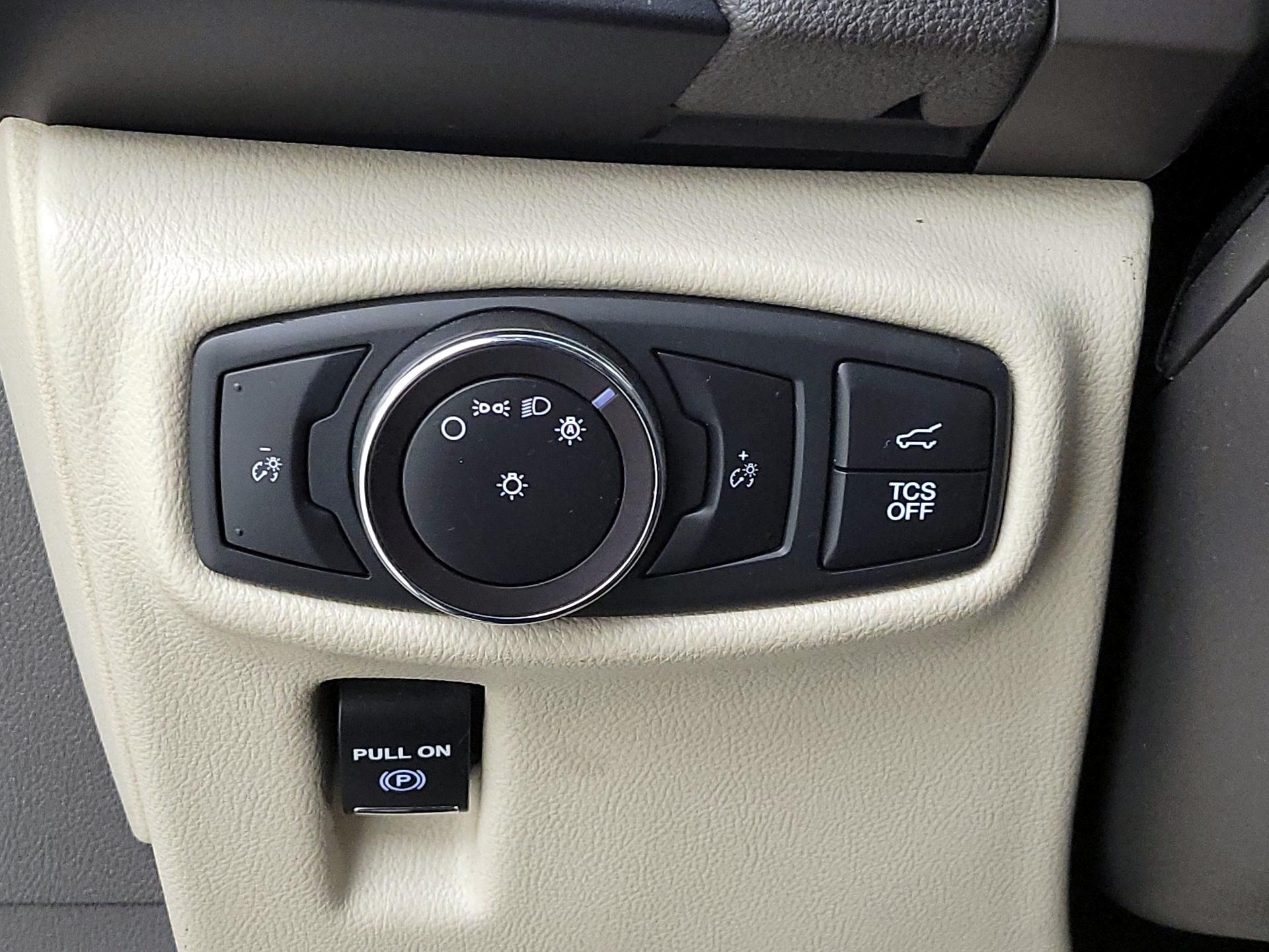 Thumbnail: 2020 Lincoln Nautilus - 13