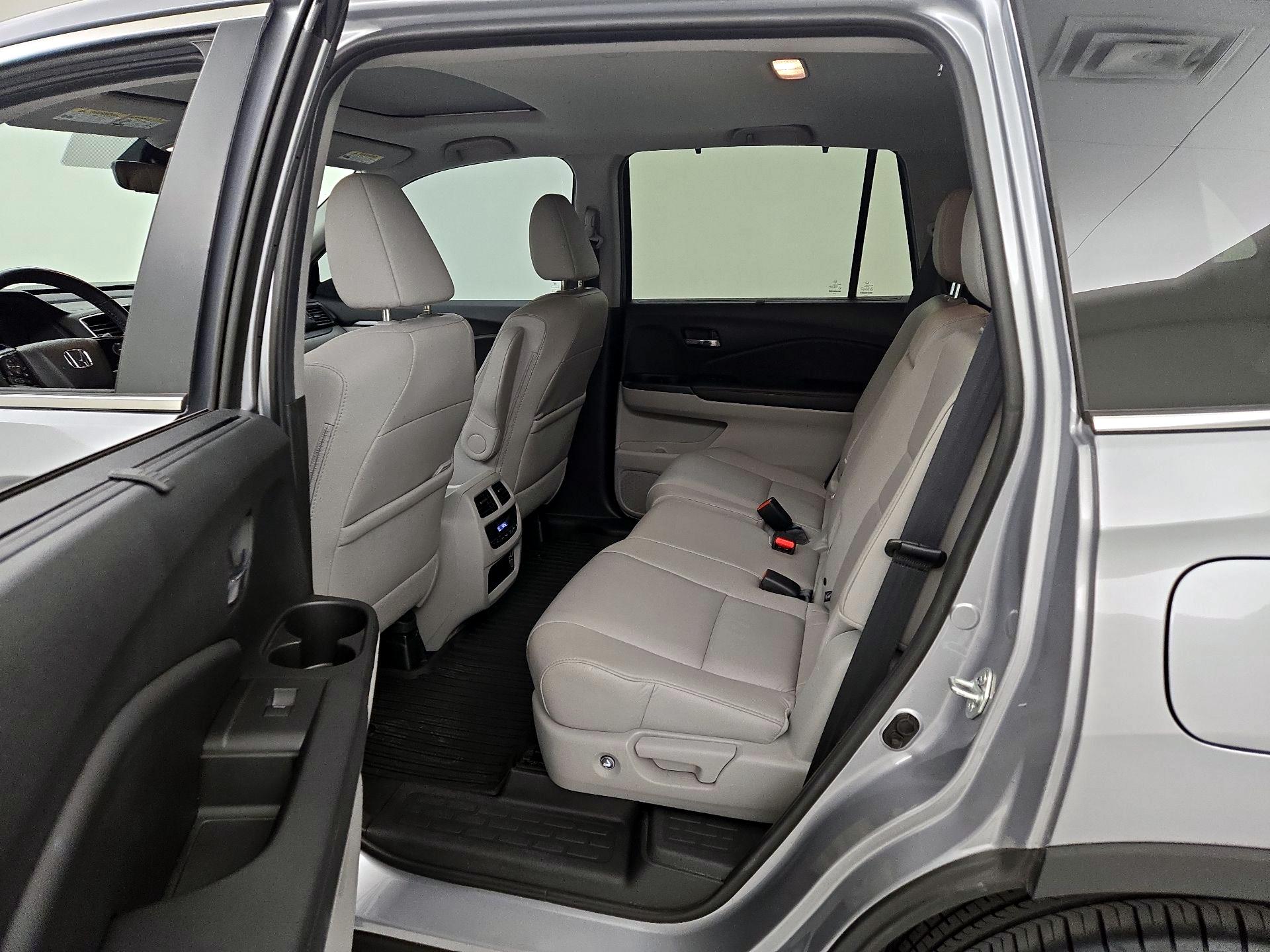 Thumbnail: 2021 Honda Pilot - 20