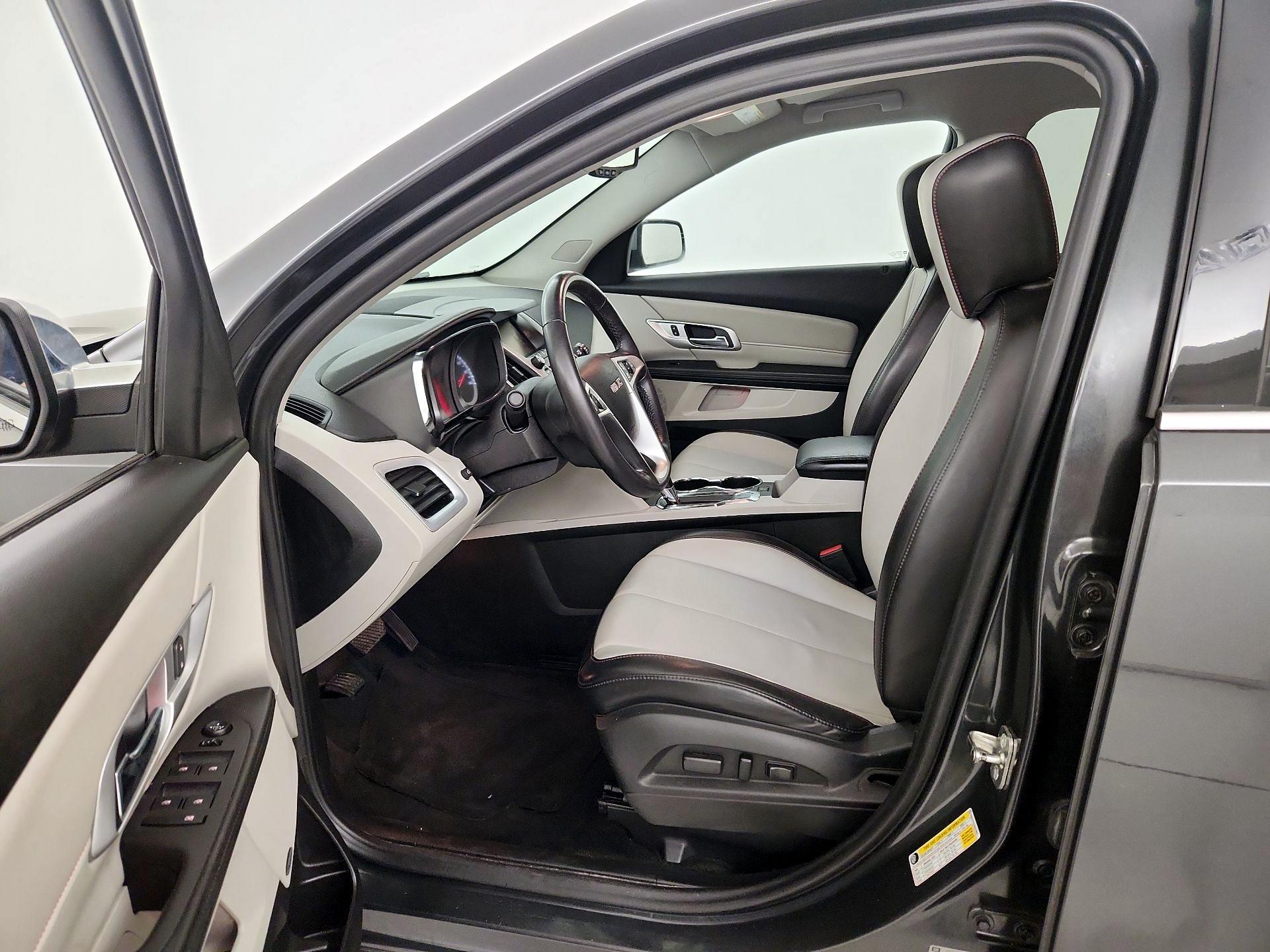 Thumbnail: 2017 GMC Terrain - 11