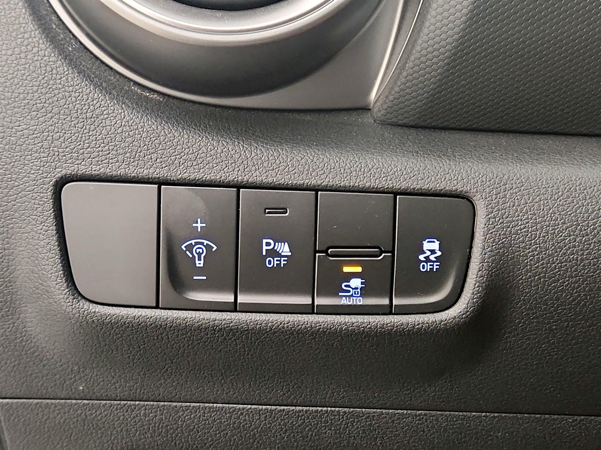 Thumbnail: 2023 Hyundai Kona - 13