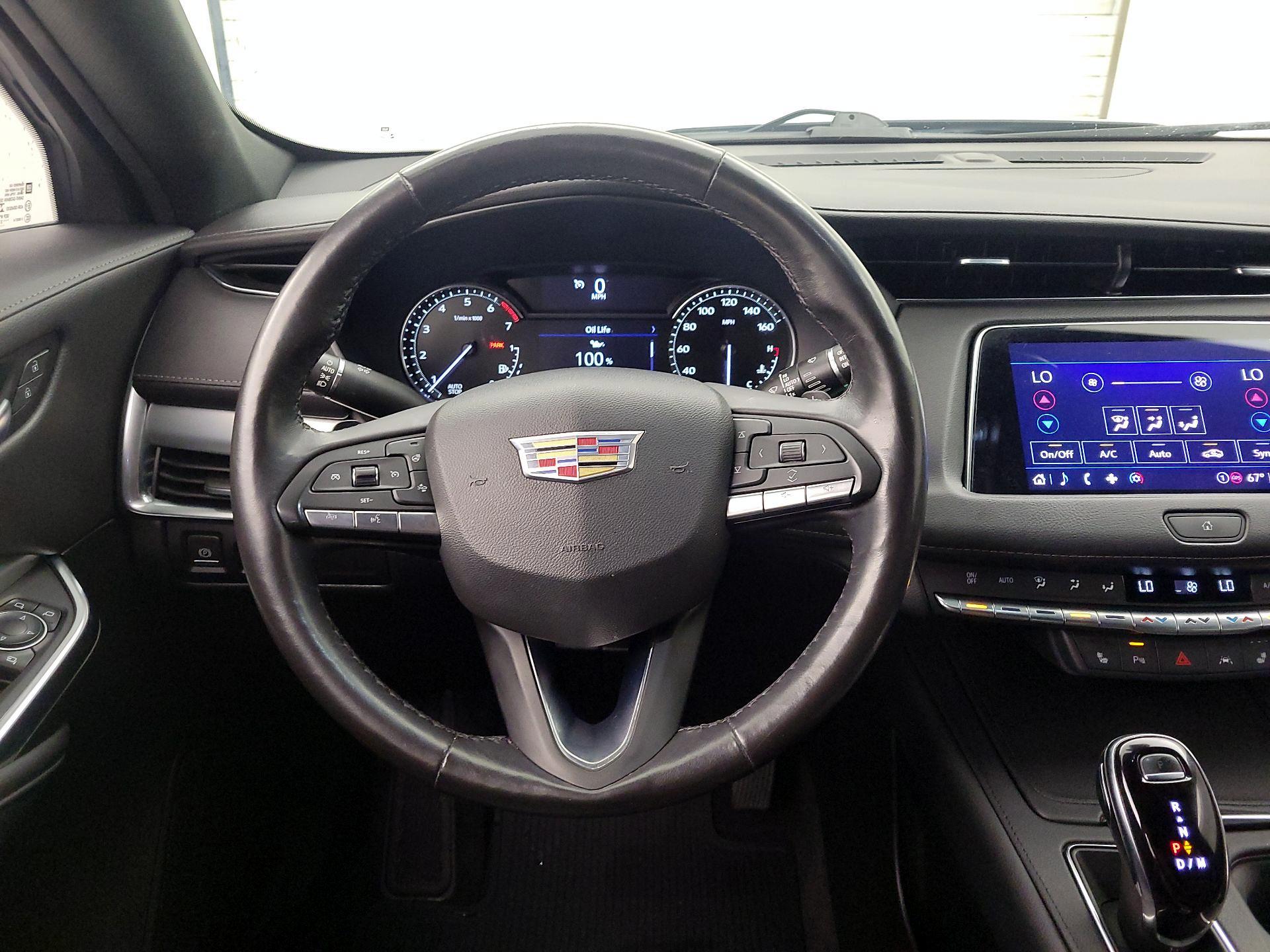 Thumbnail: 2023 Cadillac XT4 - 10