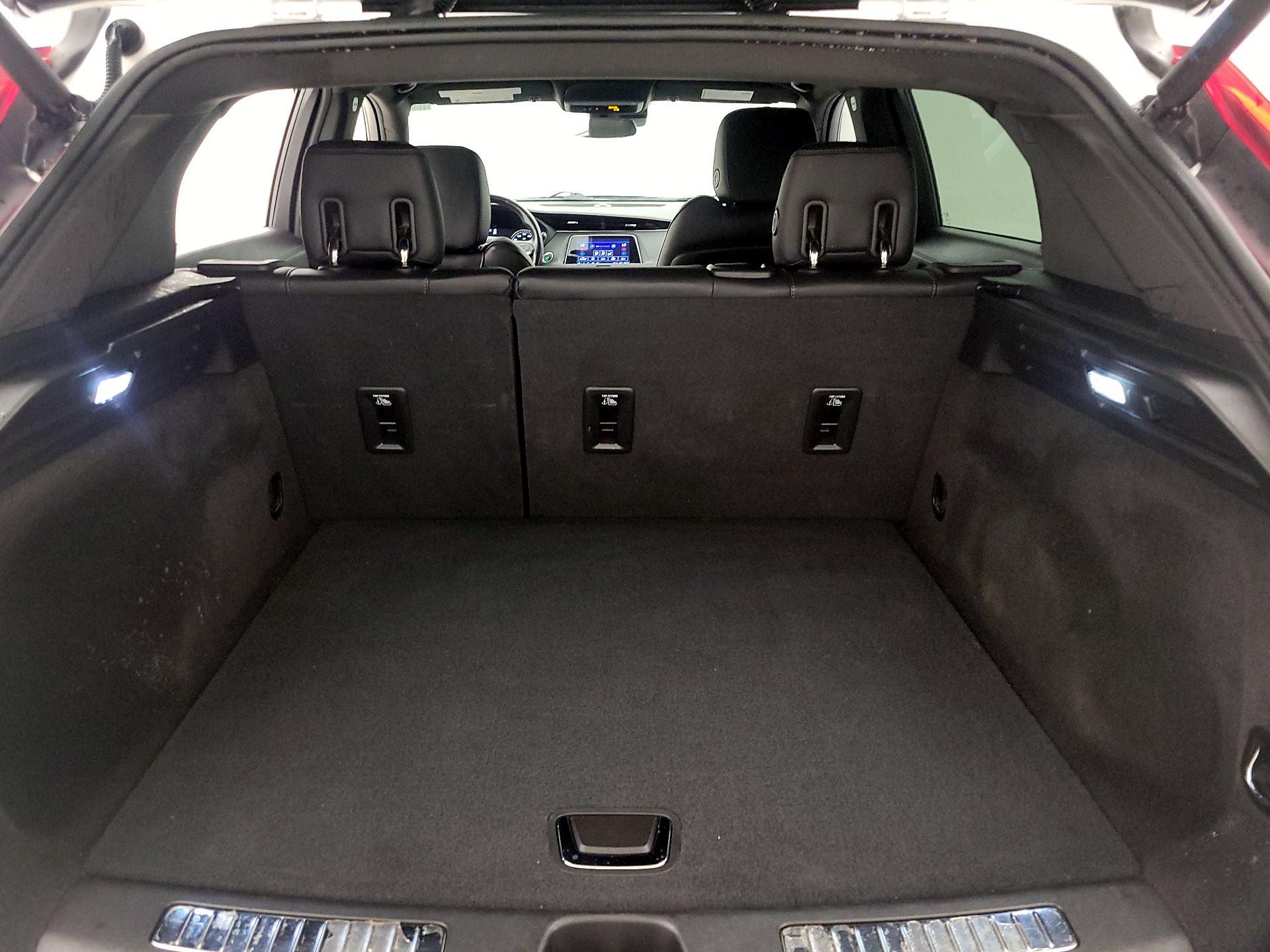 Thumbnail: 2023 Cadillac XT4 - 20