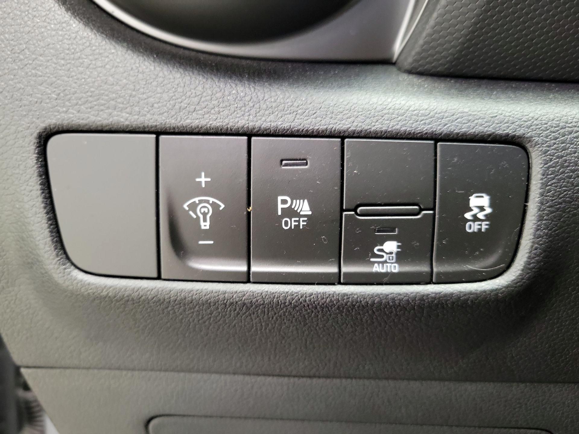 Thumbnail: 2023 Hyundai Kona - 13