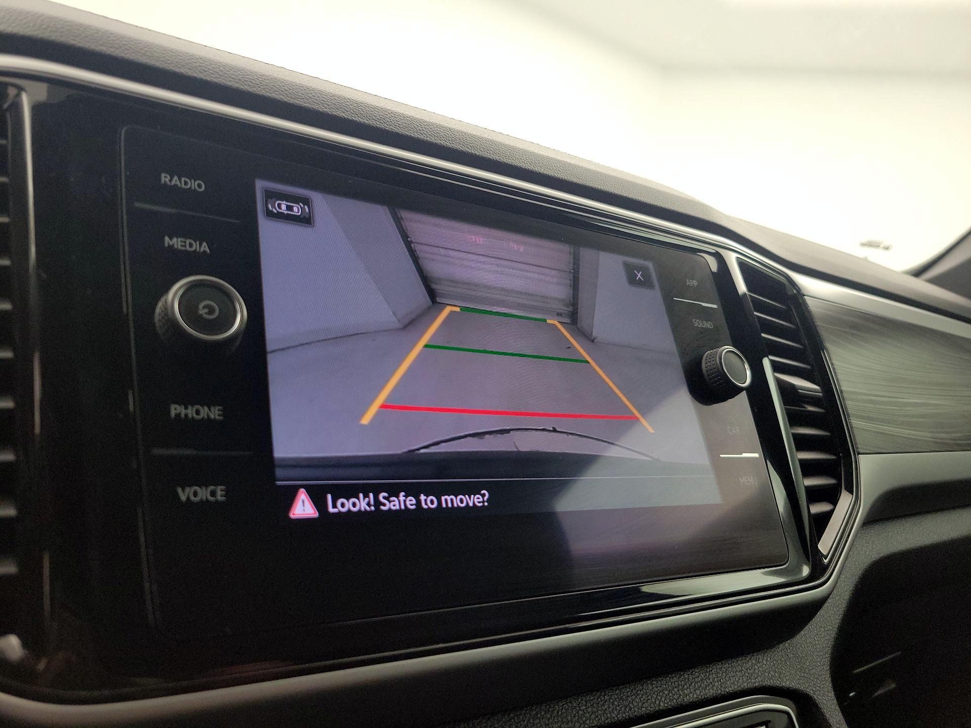 Thumbnail: 2022 Volkswagen Atlas - 14