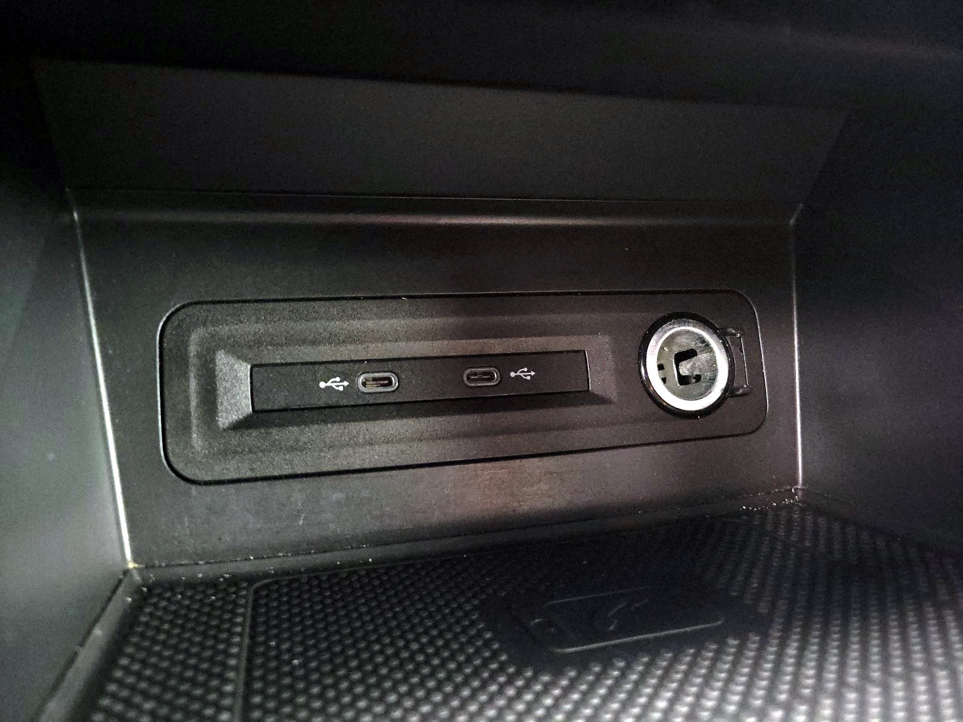 Thumbnail: 2022 Volkswagen Atlas - 18