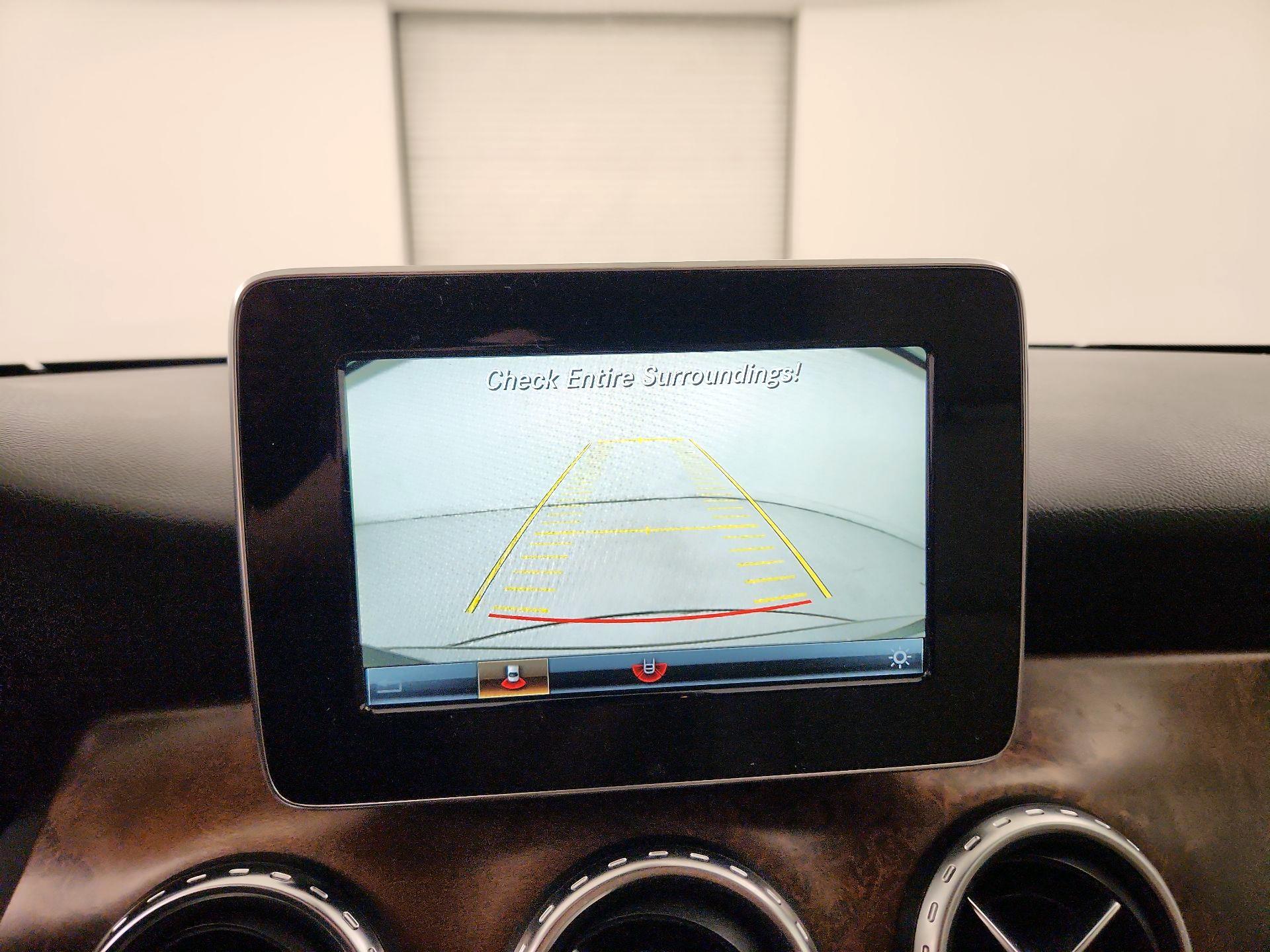 Thumbnail: 2017 Mercedes-Benz GLA - 14