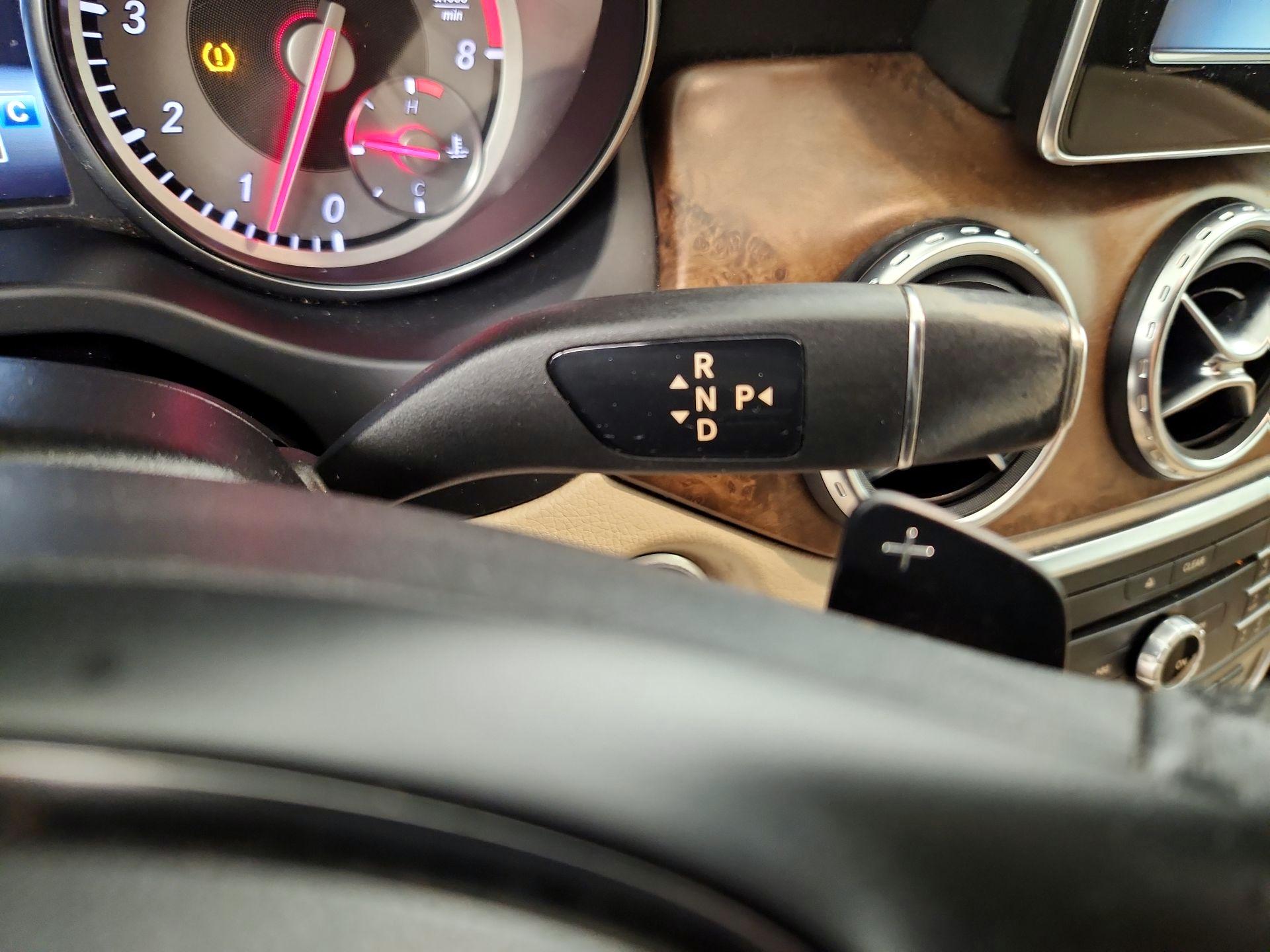 Thumbnail: 2017 Mercedes-Benz GLA - 17