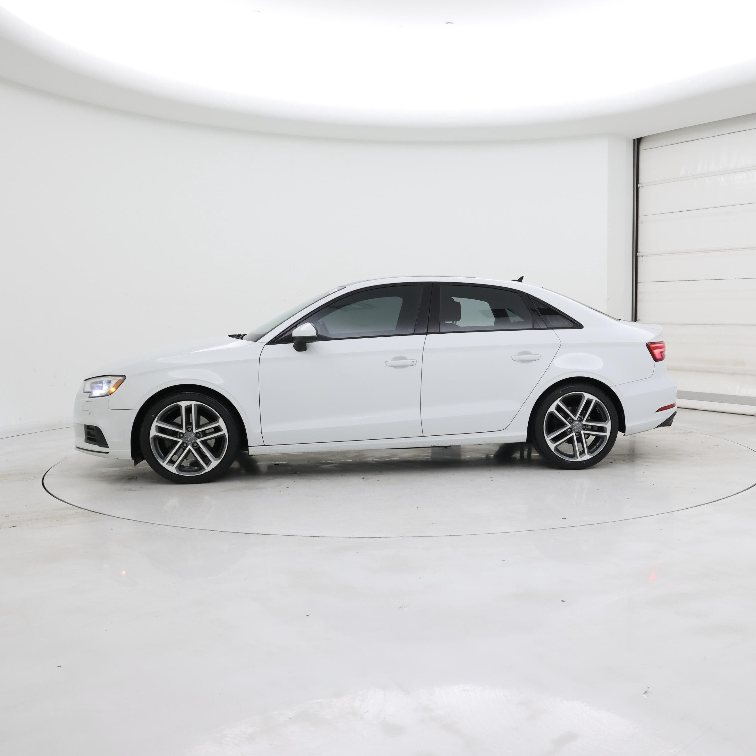 Thumbnail: 2020 Audi A3 - 3