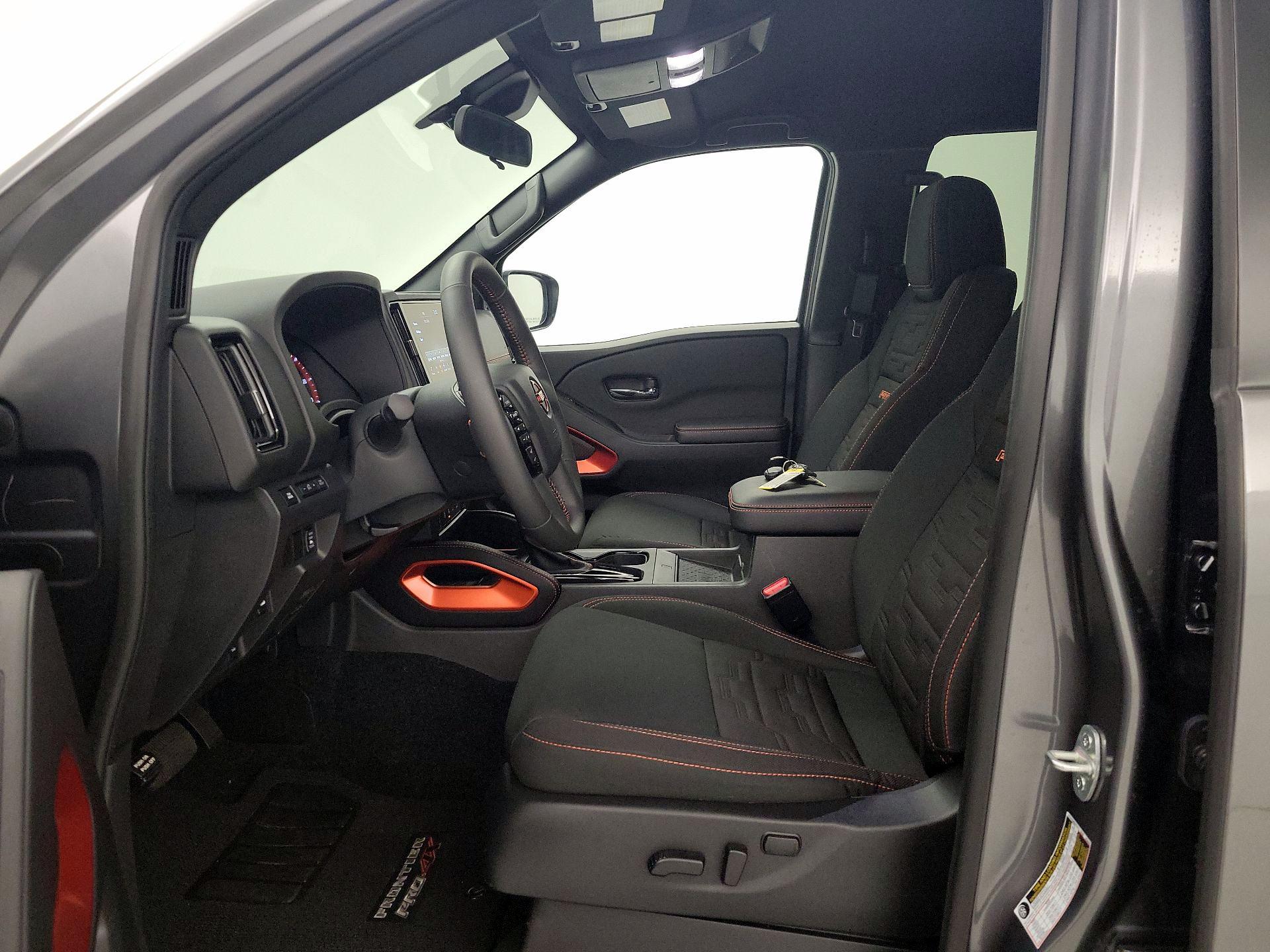 Thumbnail: 2025 Nissan Frontier - 11