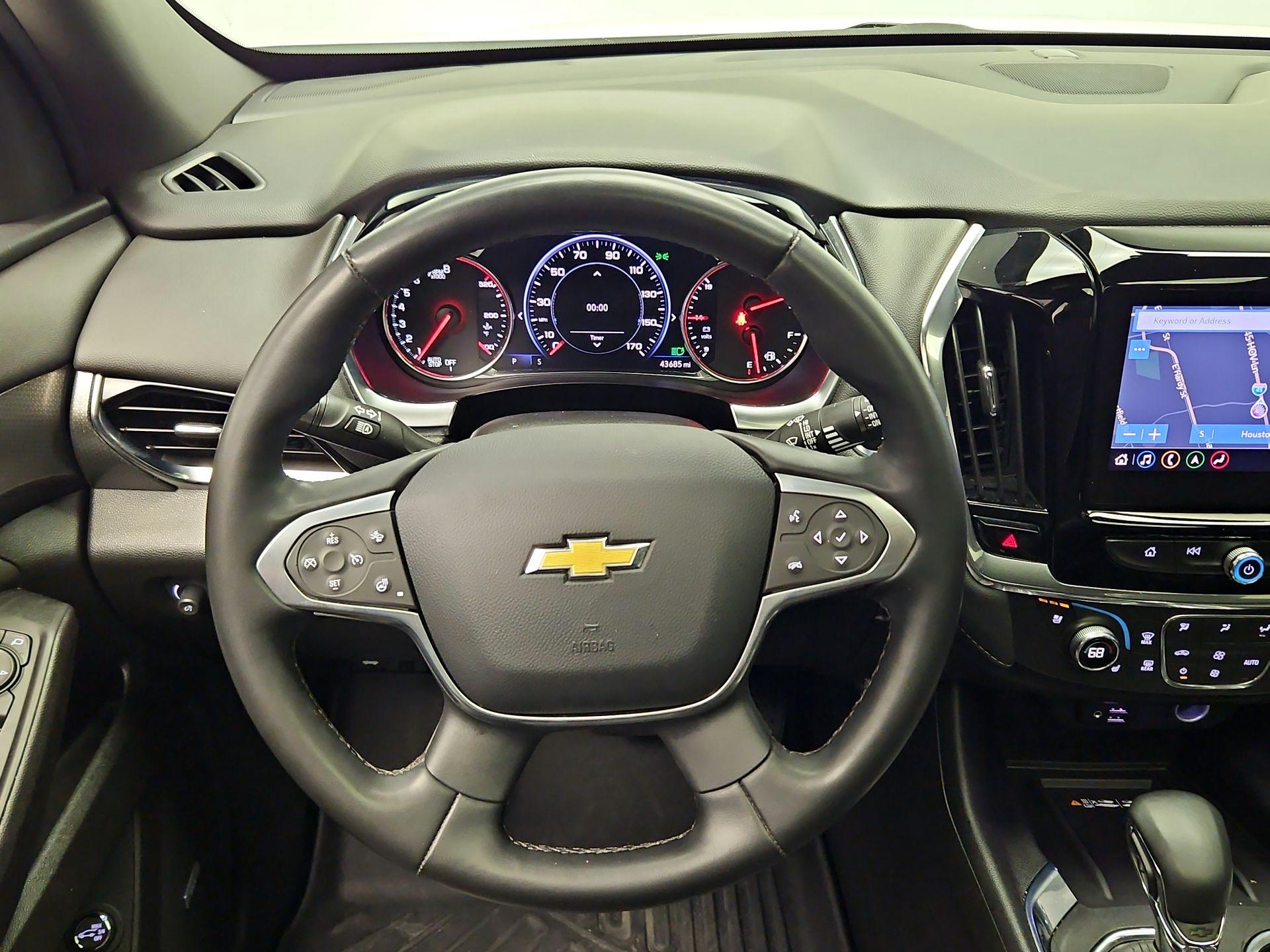 Thumbnail: 2023 Chevrolet Traverse - 10