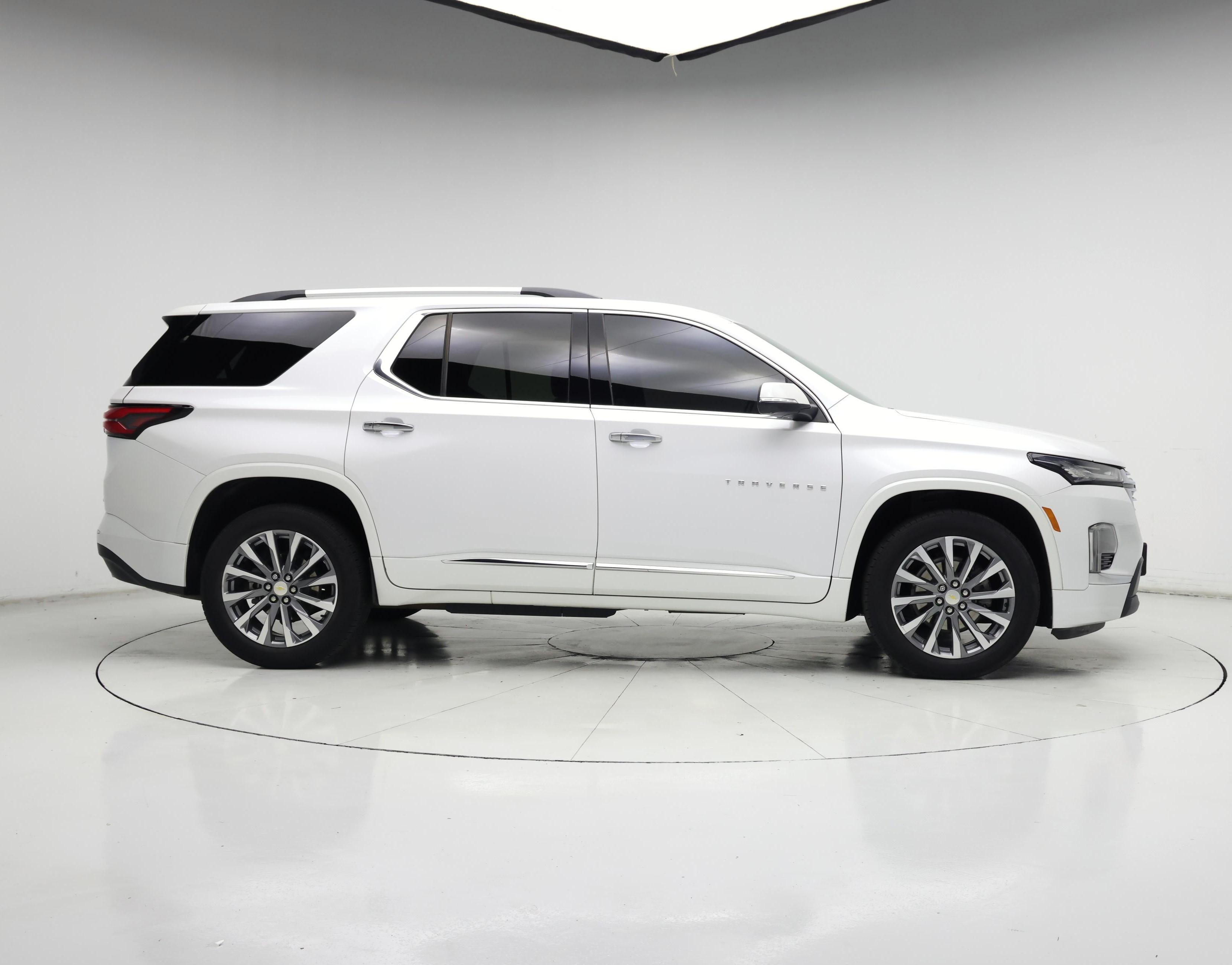 Thumbnail: 2023 Chevrolet Traverse - 7