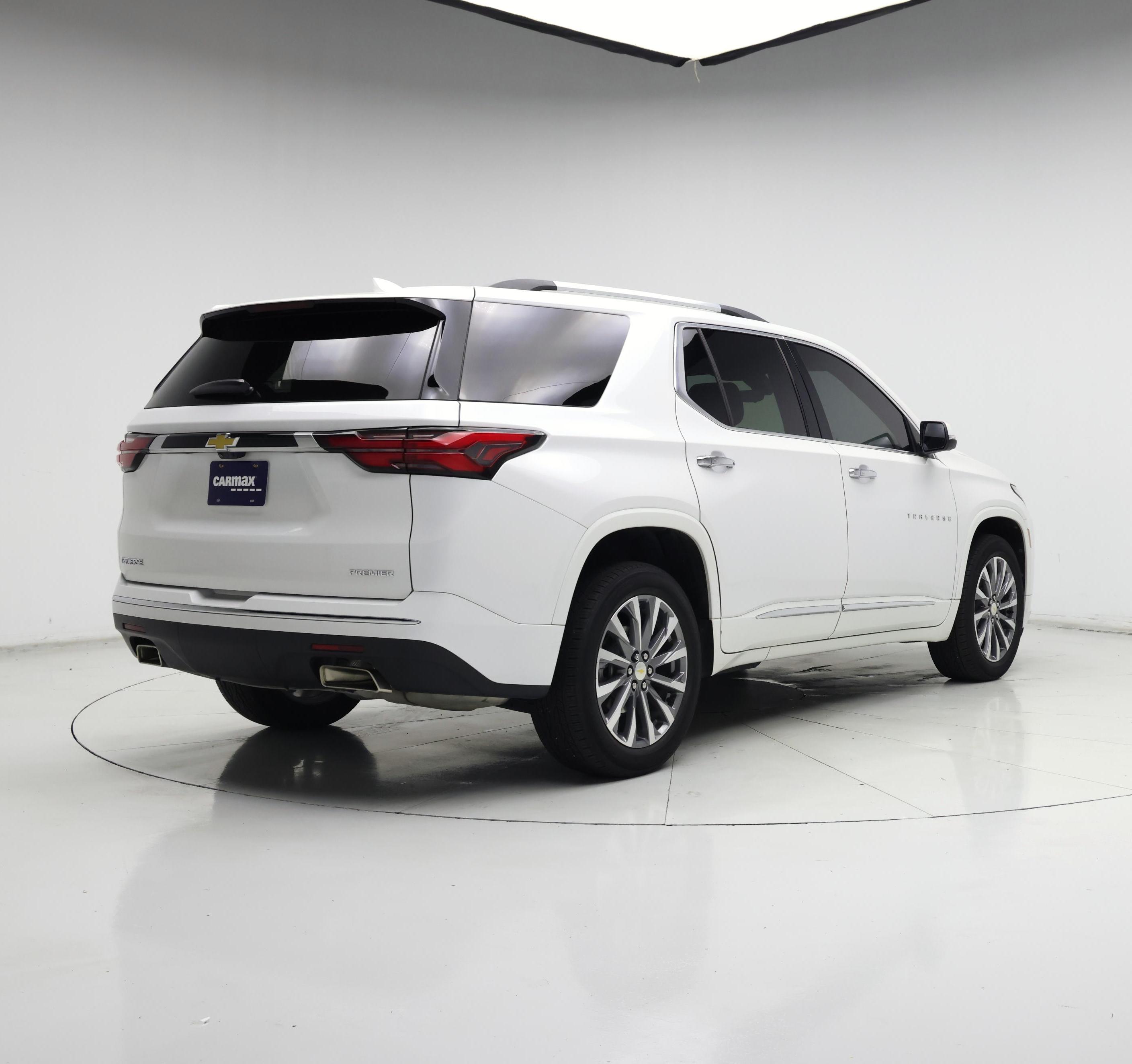 Thumbnail: 2023 Chevrolet Traverse - 8