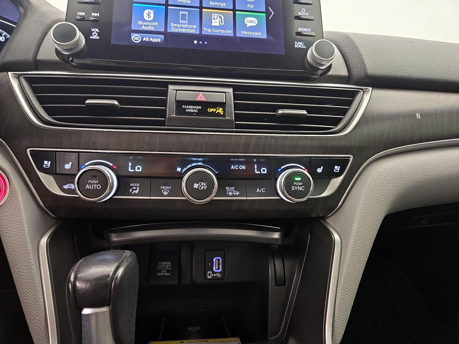 Thumbnail: 2018 Honda Accord - 17