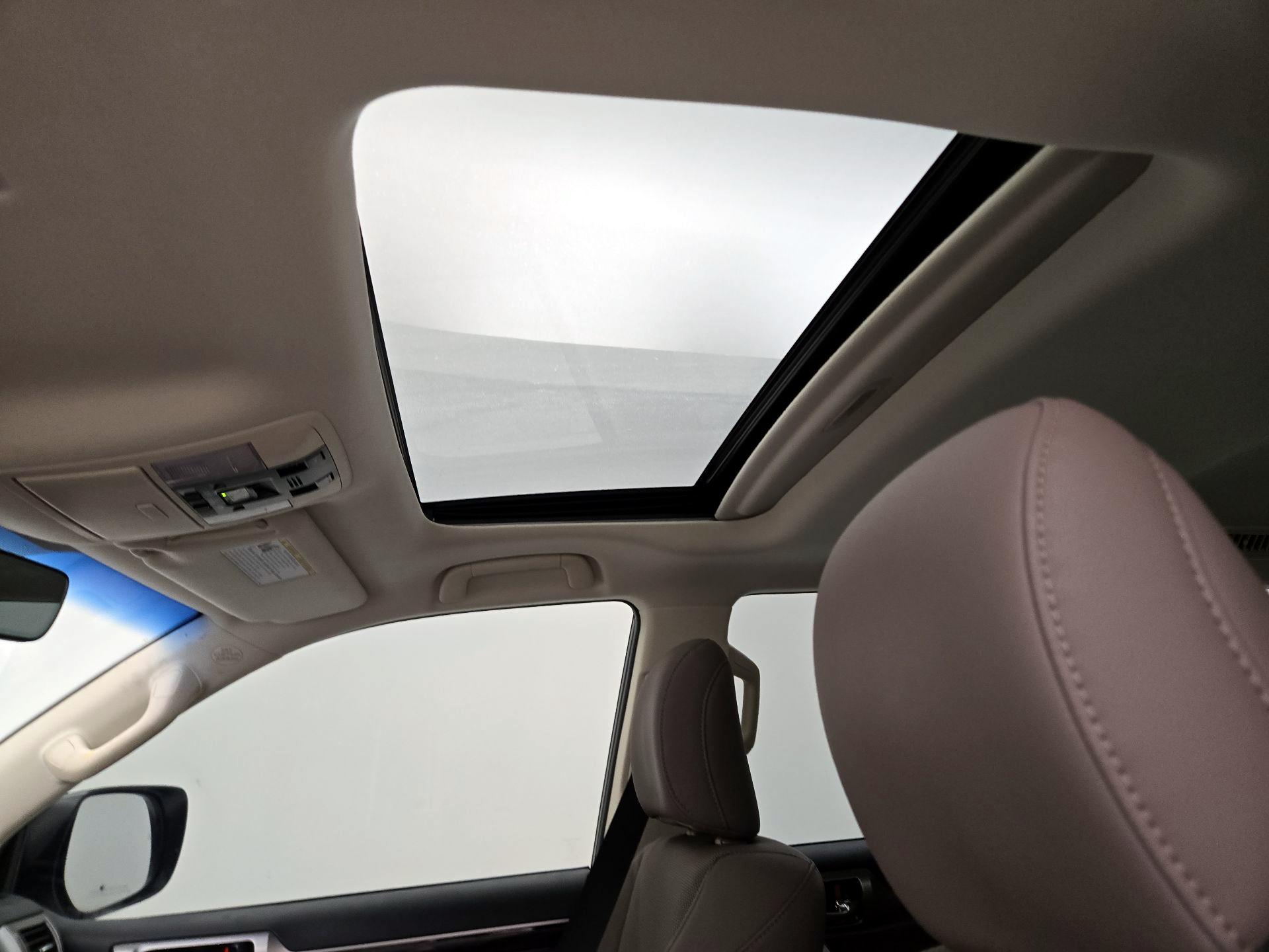 Thumbnail: 2023 Lexus GX - 20