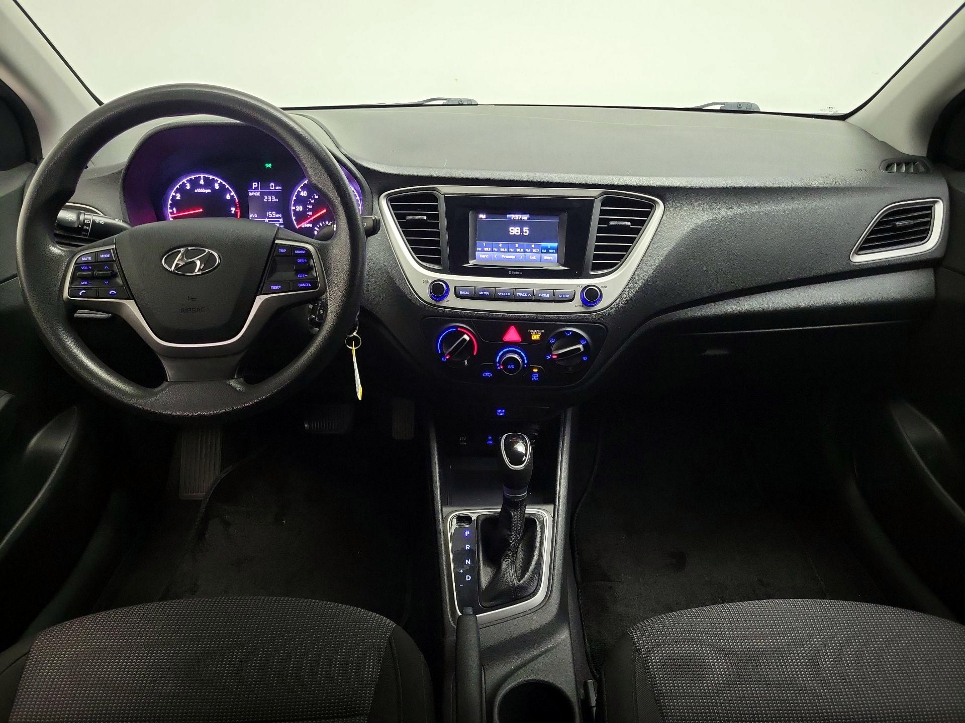 Thumbnail: 2021 Hyundai Accent - 9