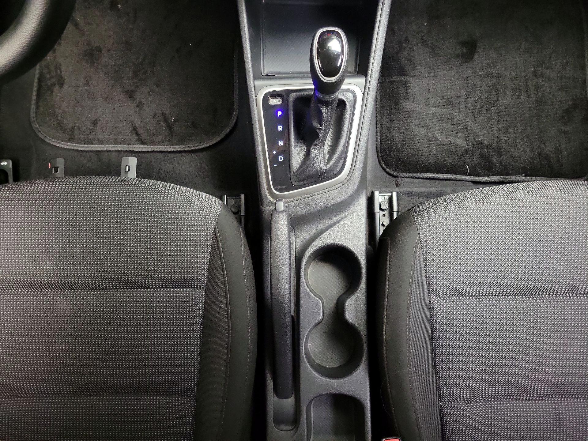 Thumbnail: 2021 Hyundai Accent - 17