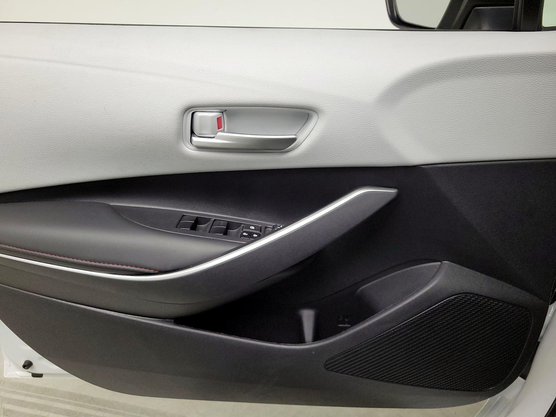 Thumbnail: 2024 Toyota Corolla - 10