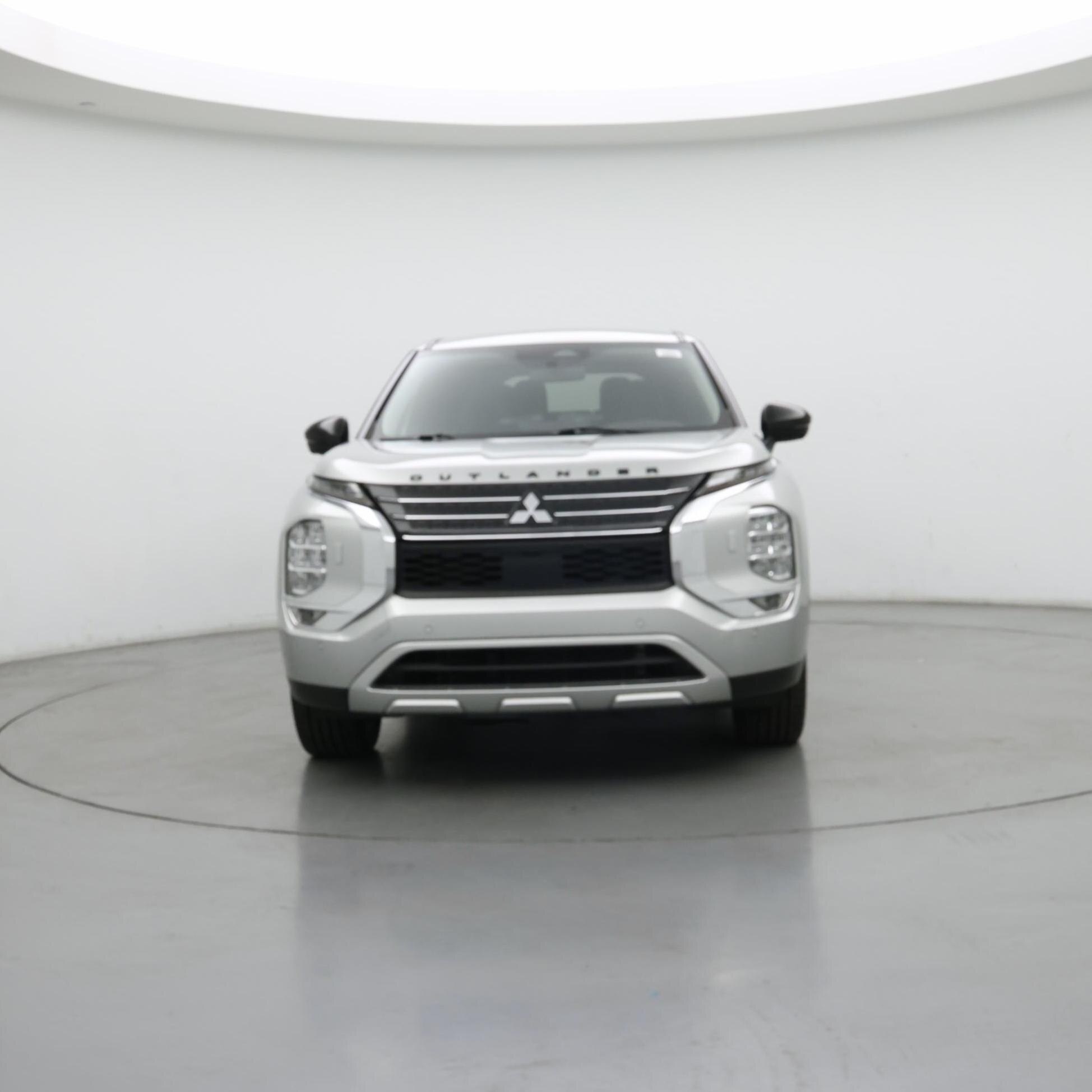 Thumbnail: 2022 Mitsubishi Outlander - 5