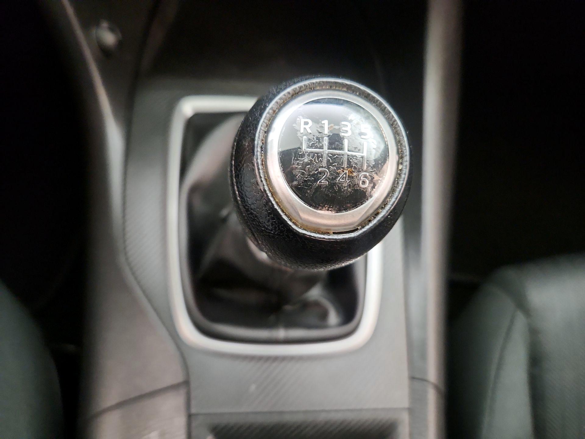 Thumbnail: 2014 Mazda Mazda3 - 16