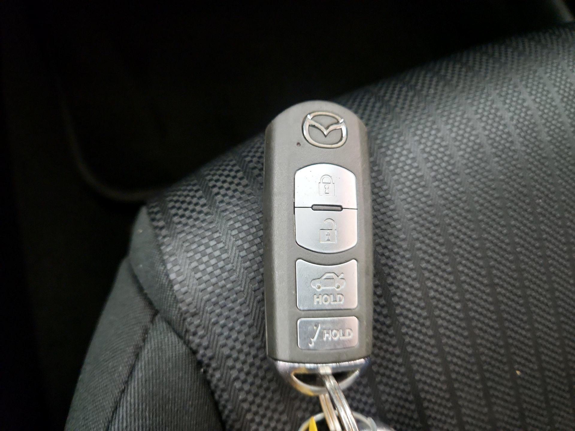 Thumbnail: 2014 Mazda Mazda3 - 20