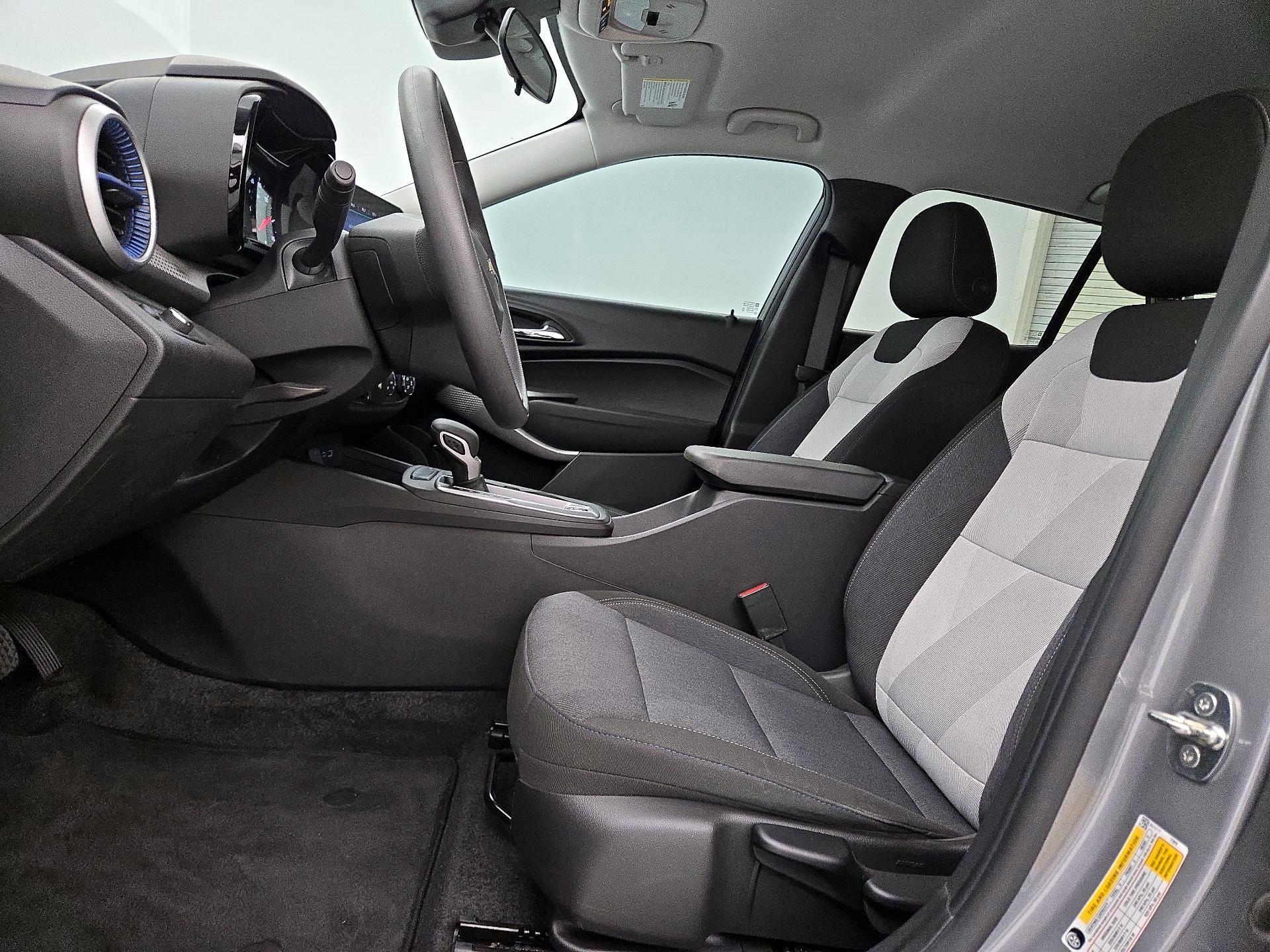 Thumbnail: 2024 Chevrolet Trax - 11