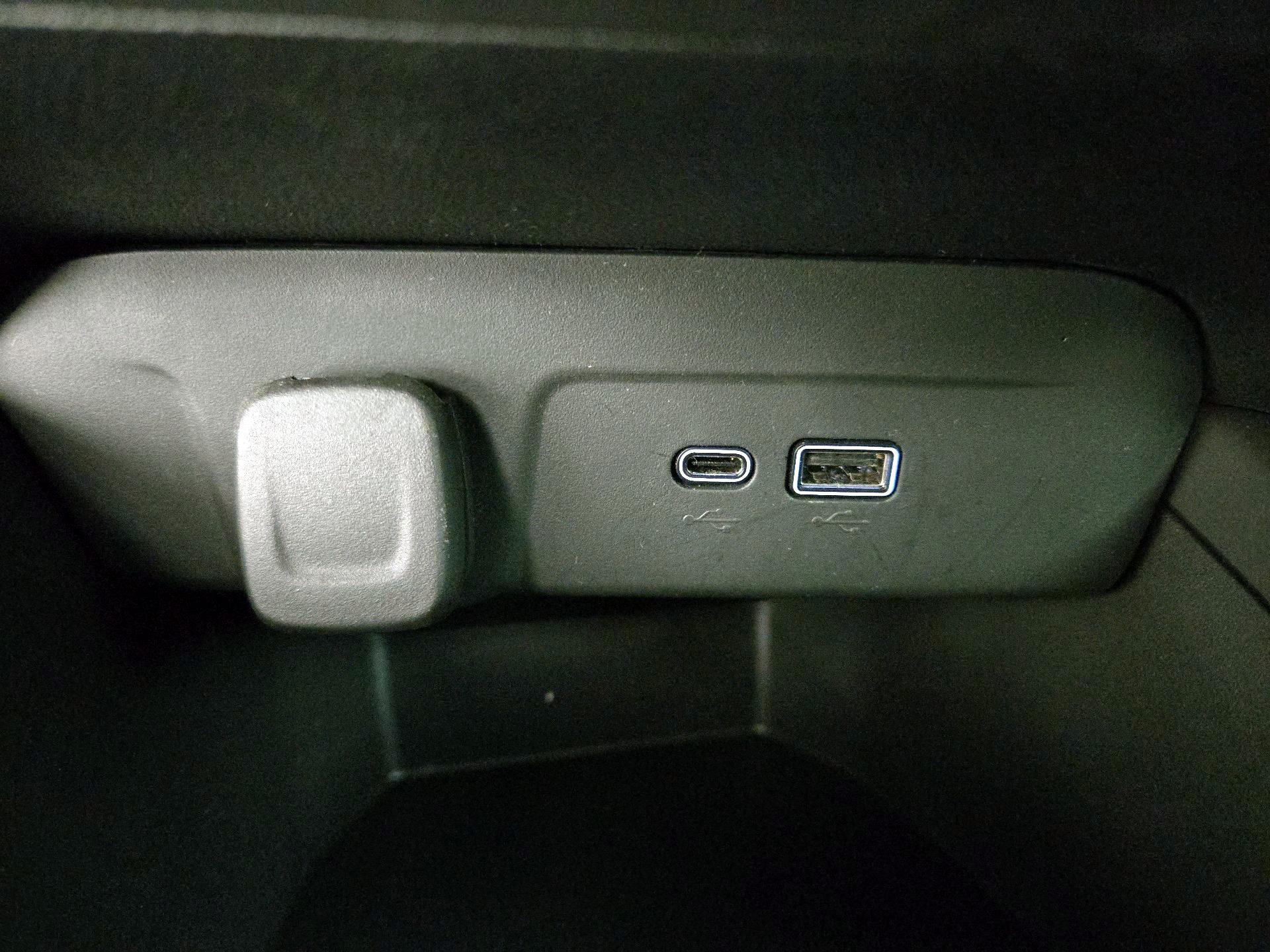 Thumbnail: 2024 Chevrolet Trax - 18