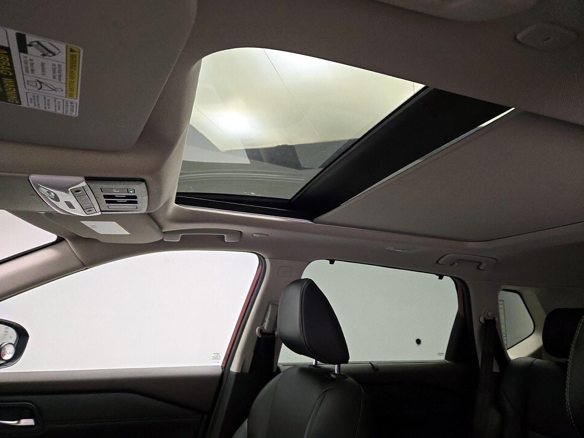 Thumbnail: 2023 Nissan Rogue - 19