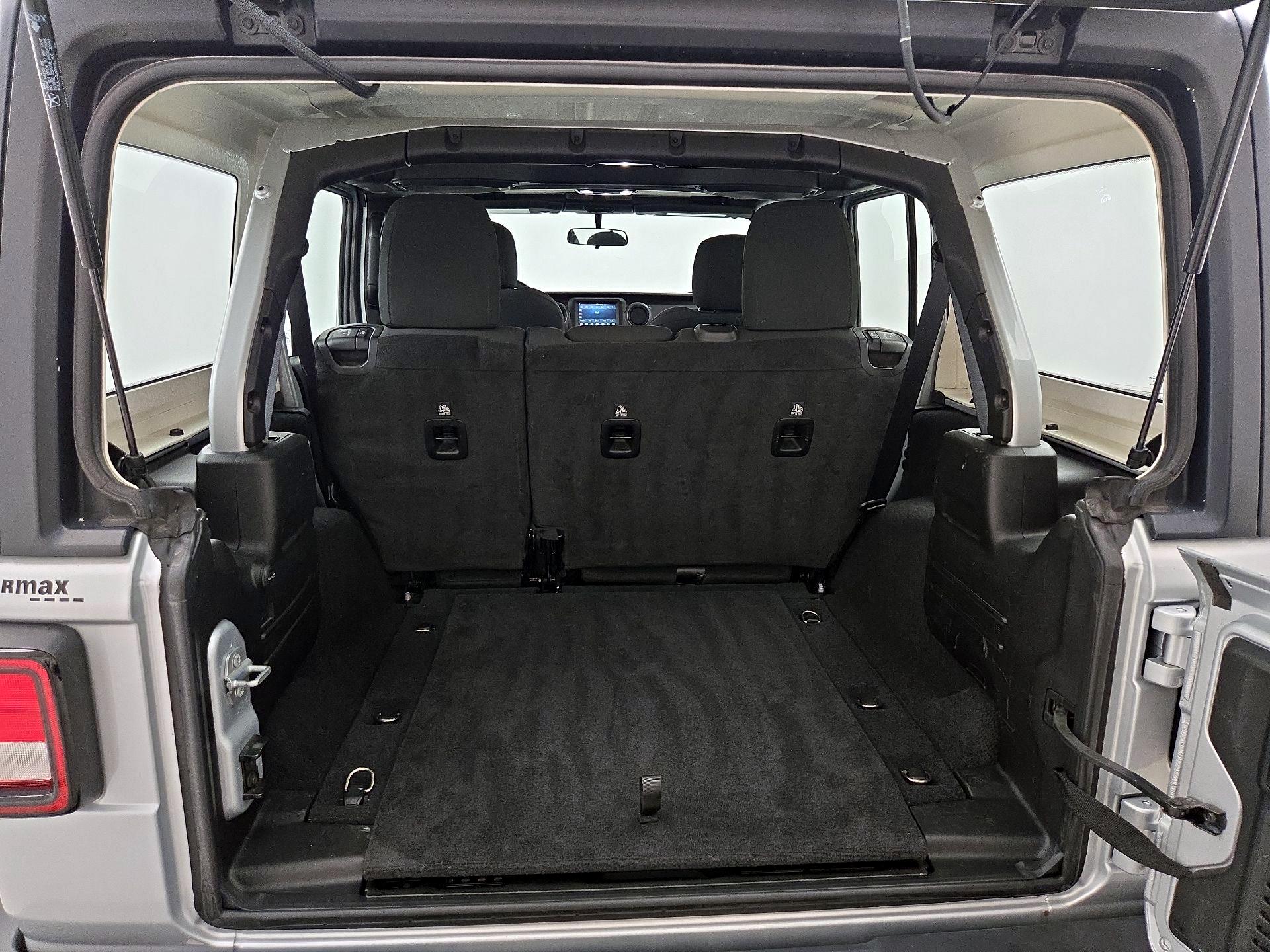 Thumbnail: 2022 Jeep Wrangler - 20