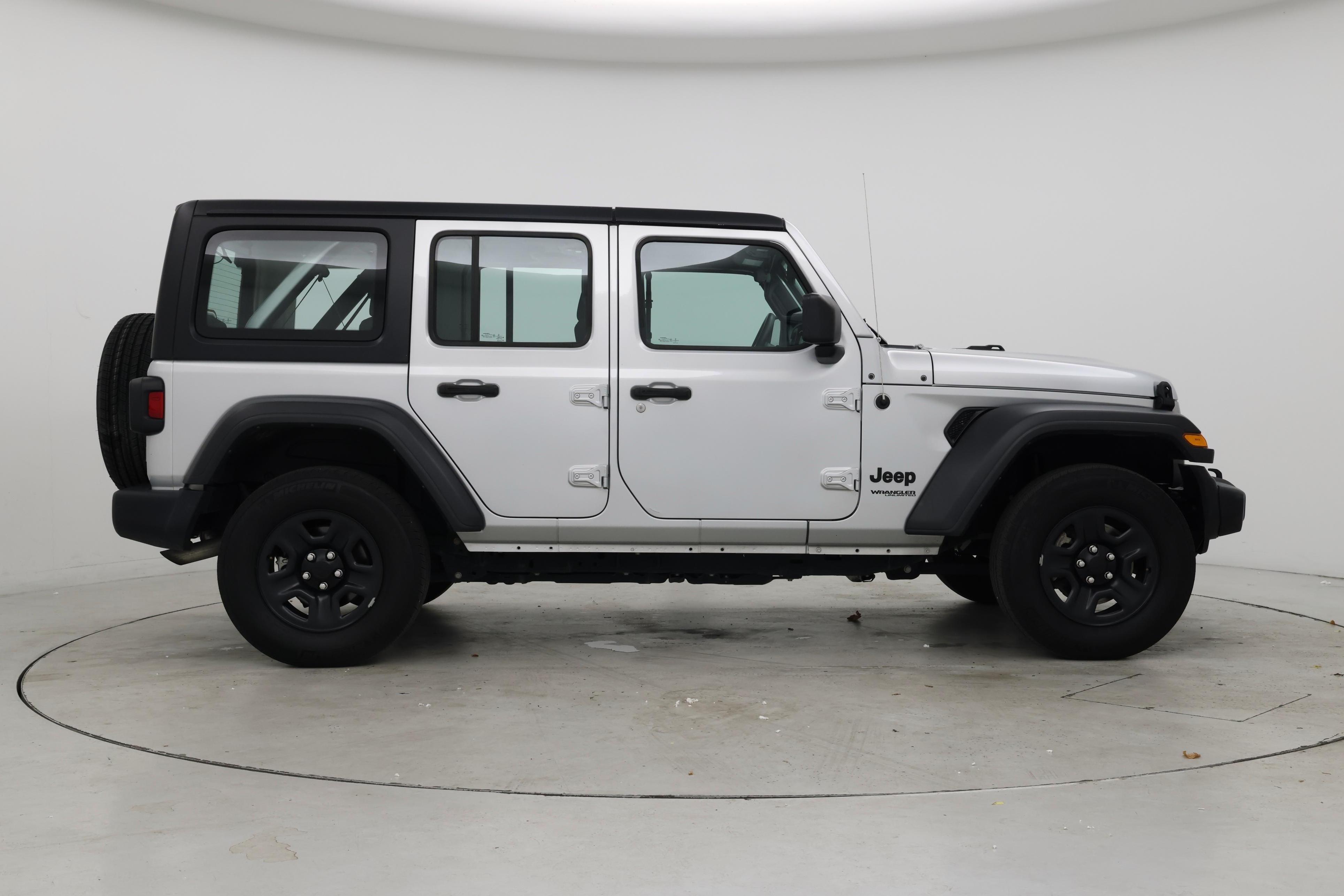 Thumbnail: 2022 Jeep Wrangler - 7