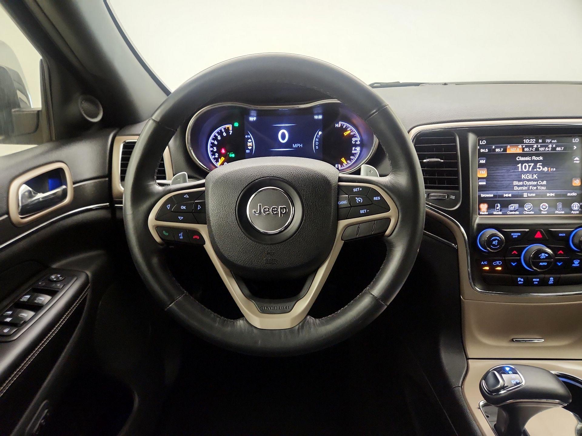 Thumbnail: 2015 Jeep Grand Cherokee - 10