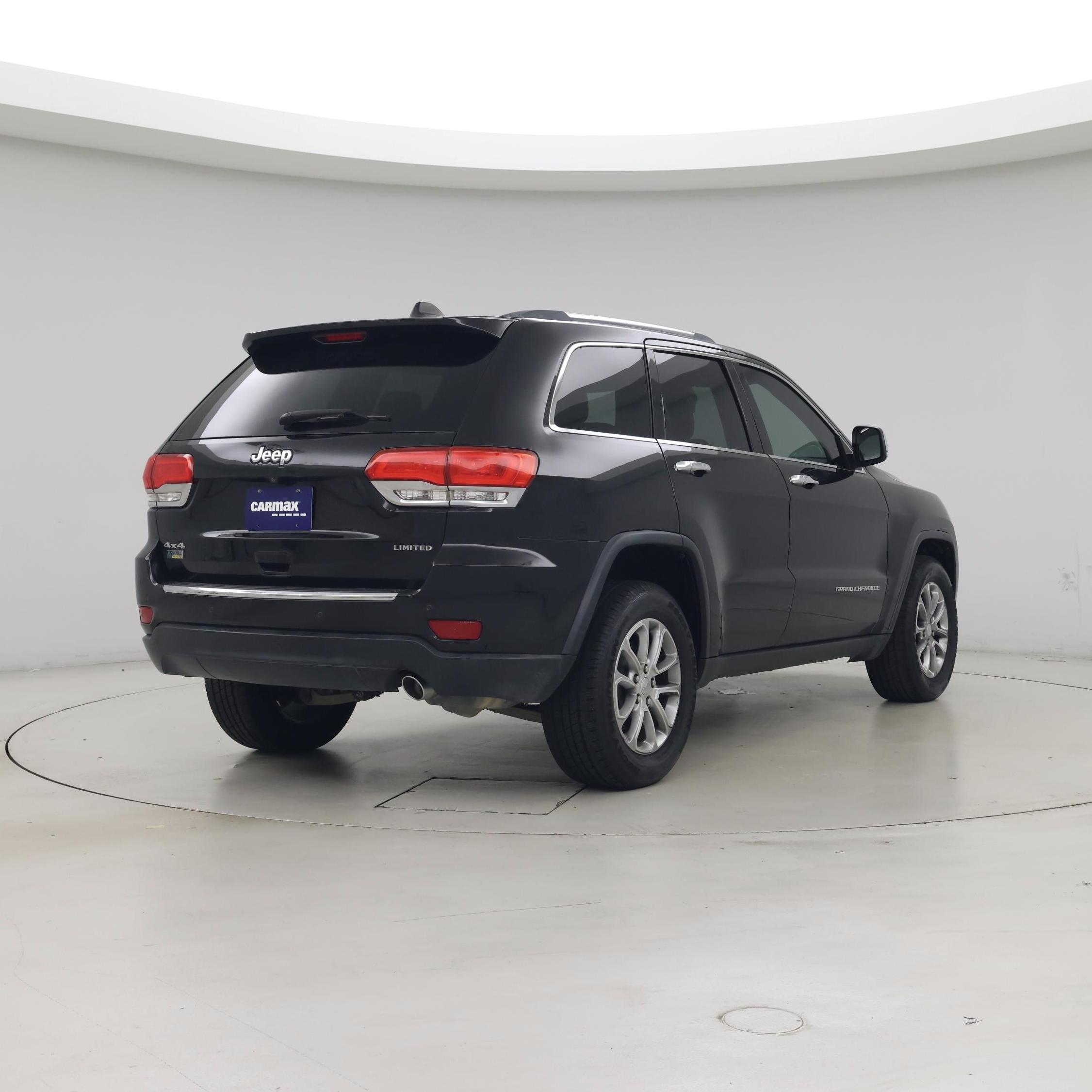 Thumbnail: 2015 Jeep Grand Cherokee - 8