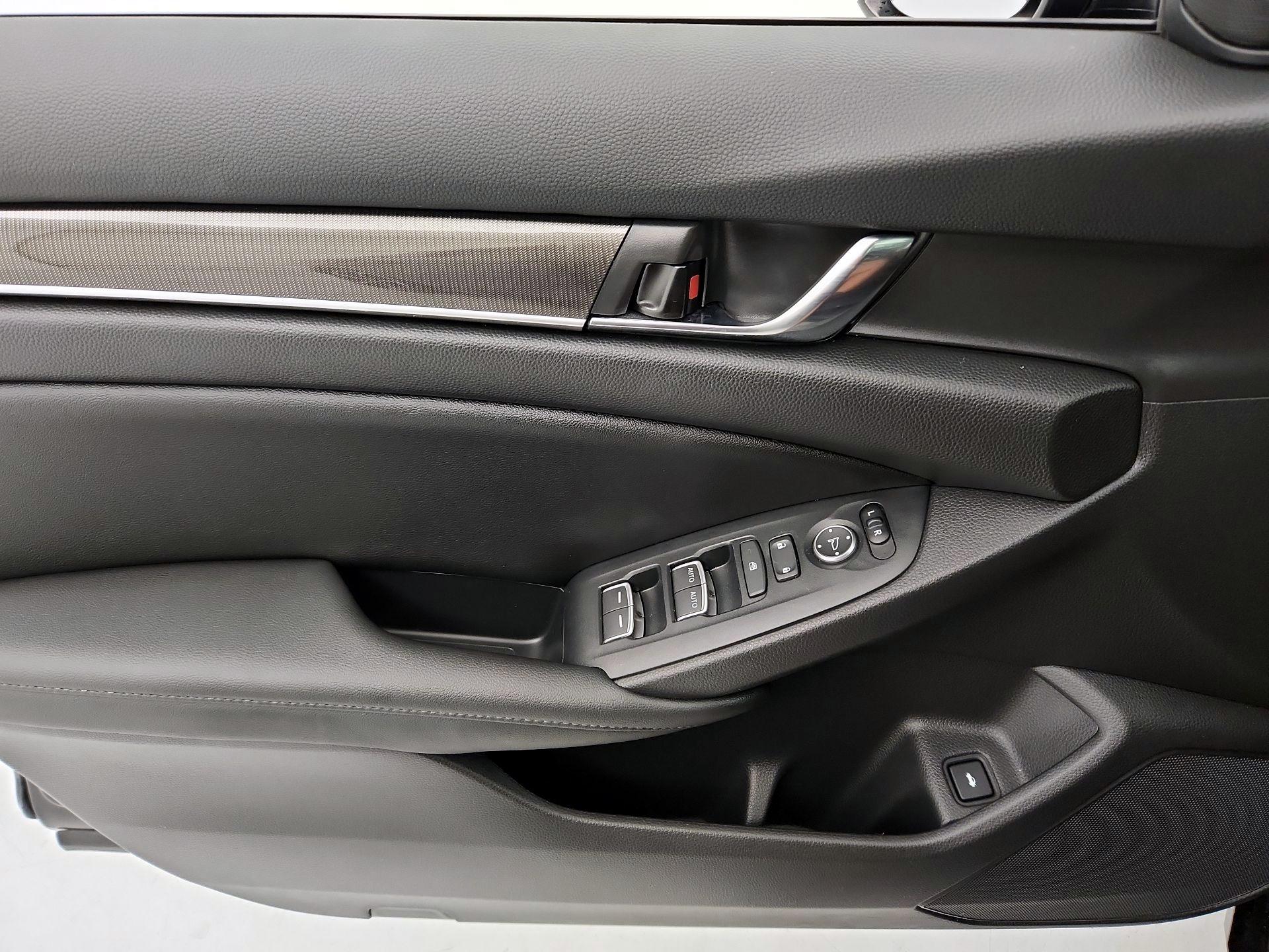 Thumbnail: 2022 Honda Accord - 12