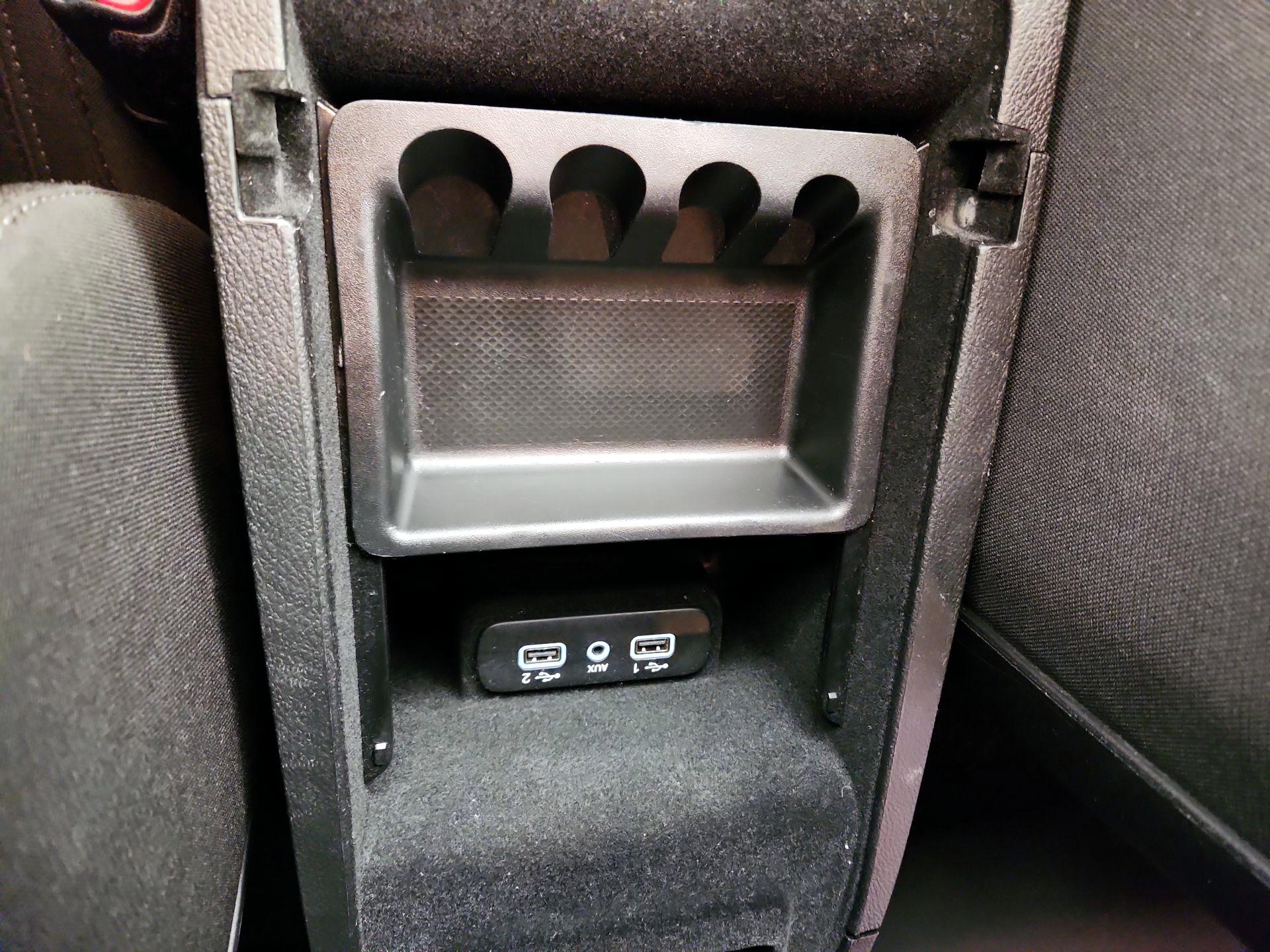 Thumbnail: 2022 Dodge Charger - 18