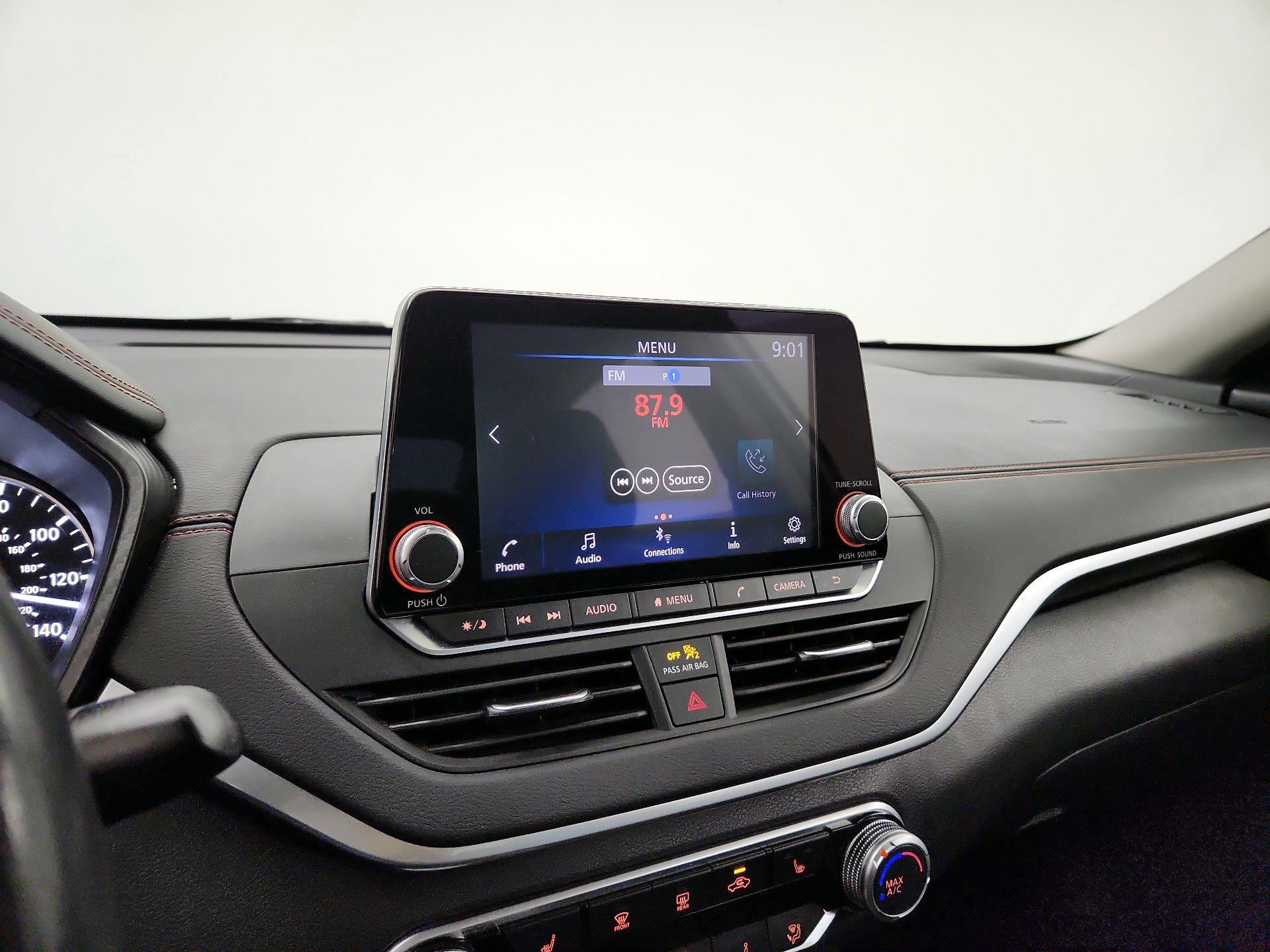 Thumbnail: 2022 Nissan Altima - 13