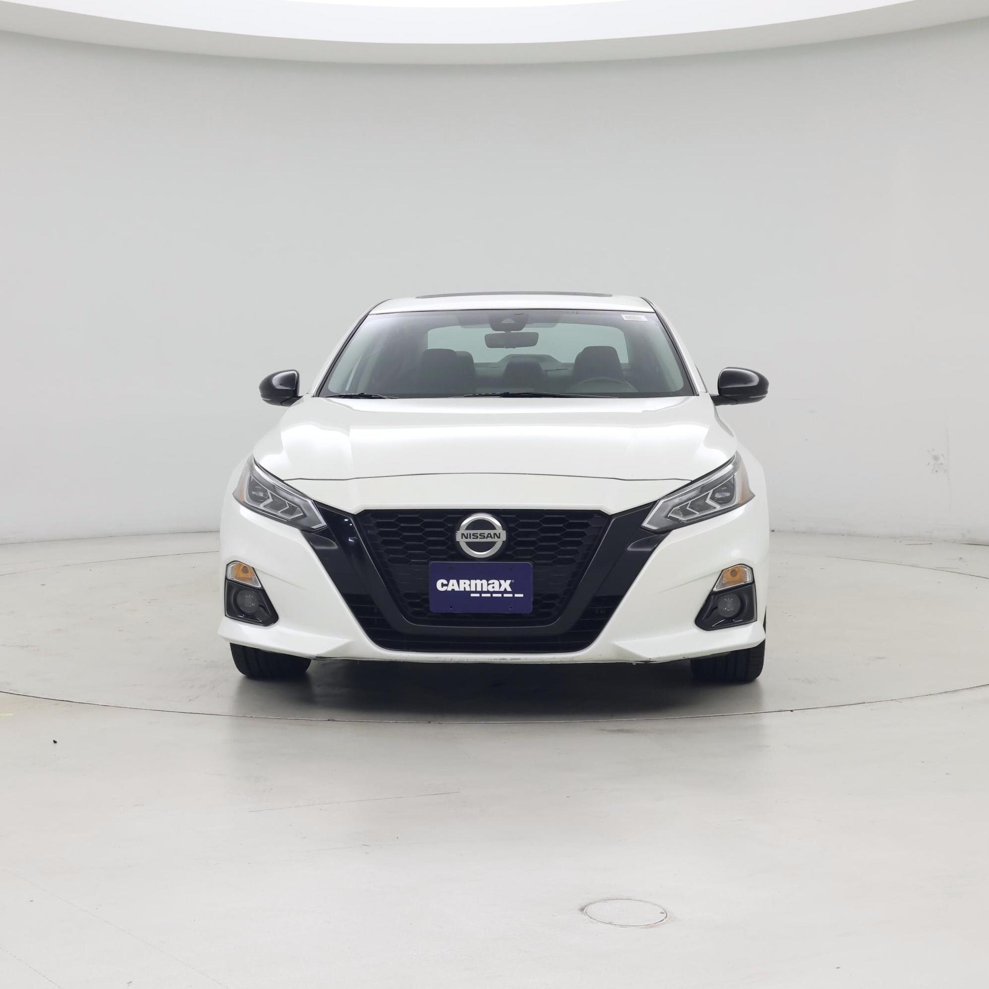 Thumbnail: 2022 Nissan Altima - 5