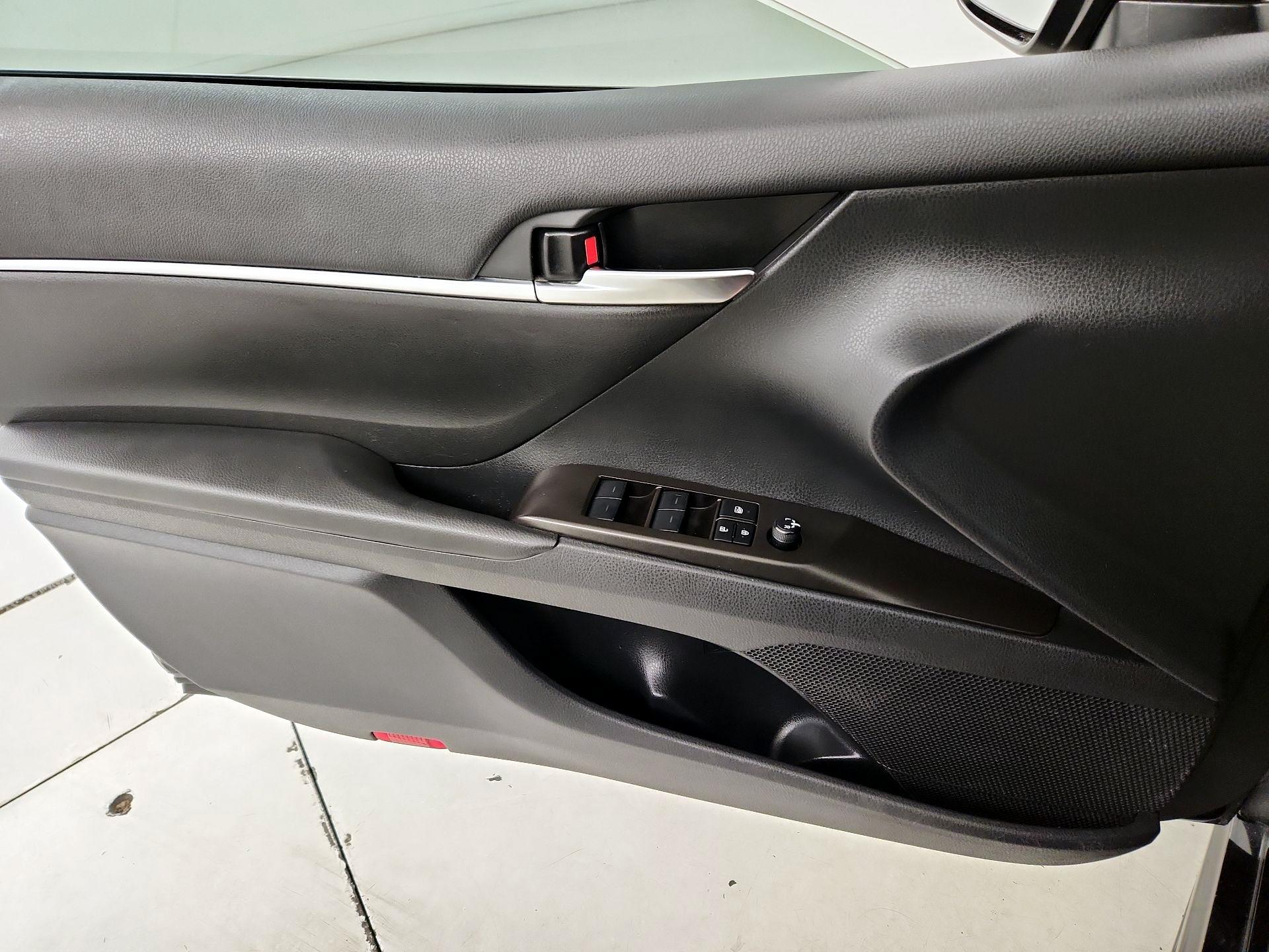 Thumbnail: 2024 Toyota Camry - 12