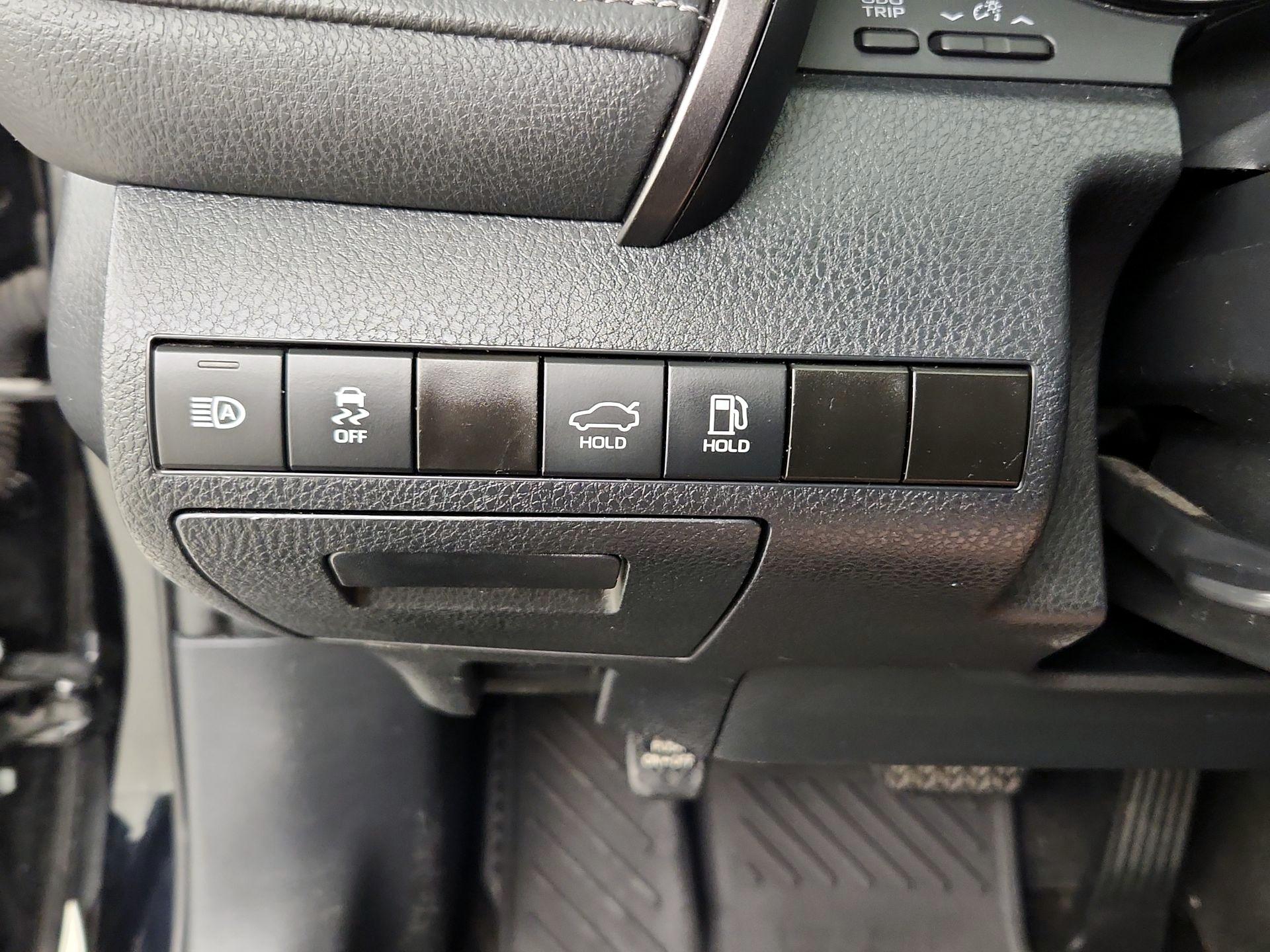 Thumbnail: 2024 Toyota Camry - 13