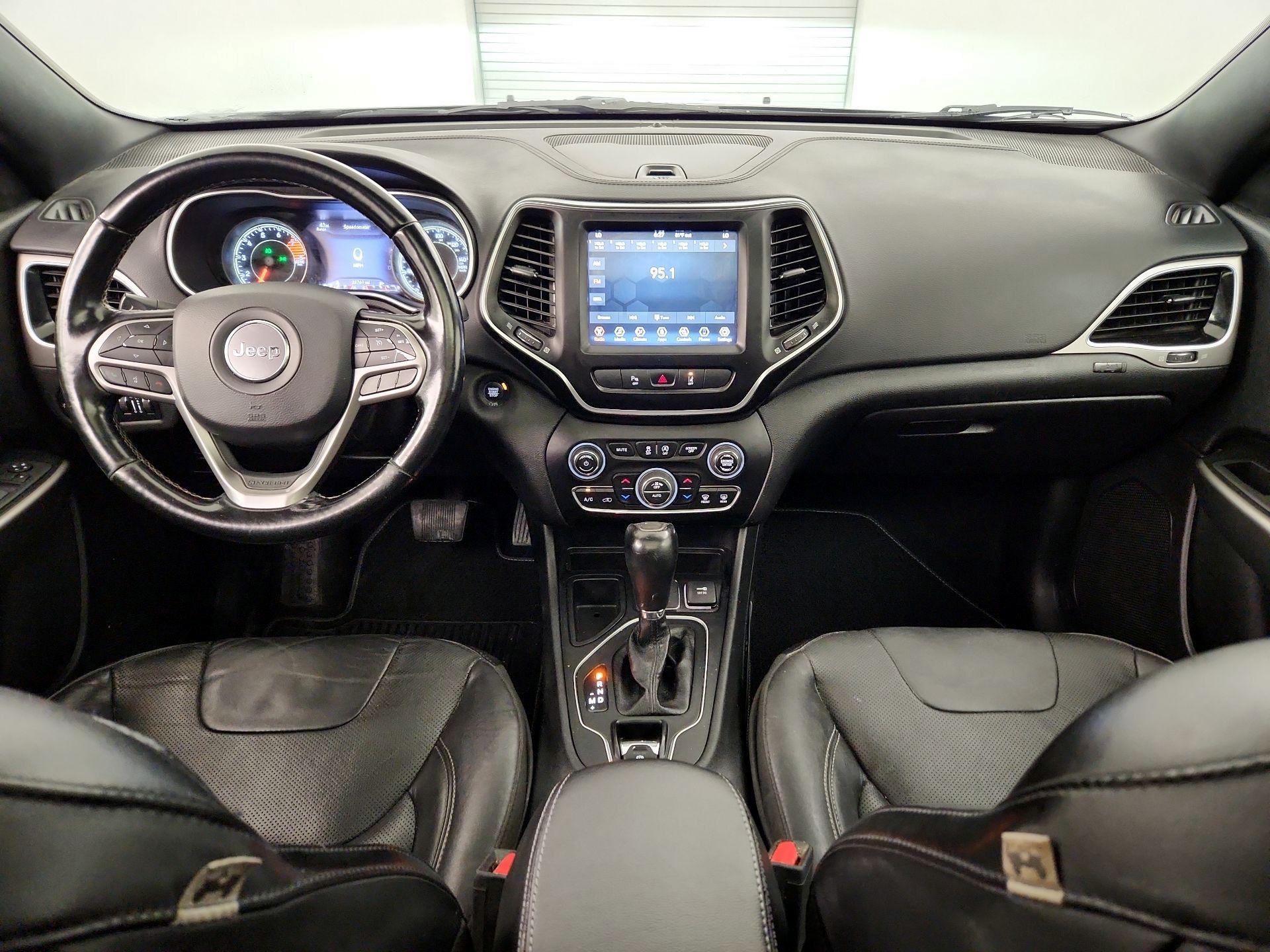 Thumbnail: 2021 Jeep Cherokee - 9